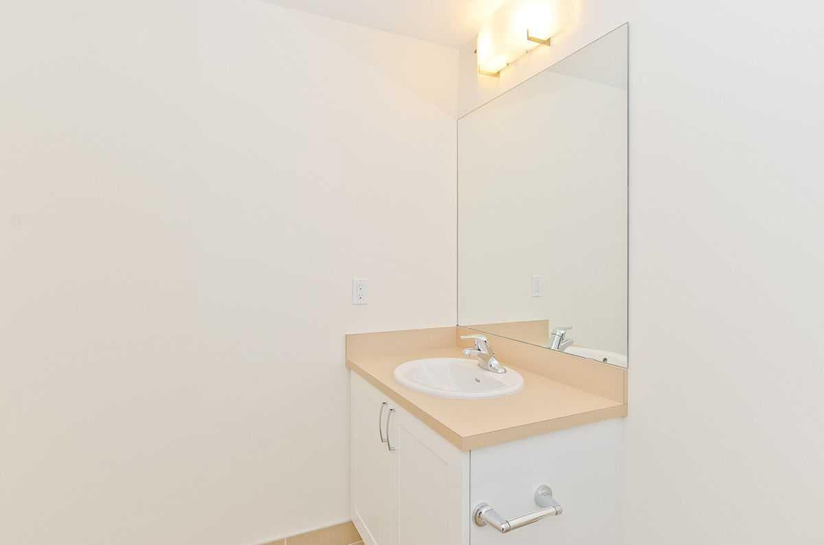 713, 30 Brentwood Common NW