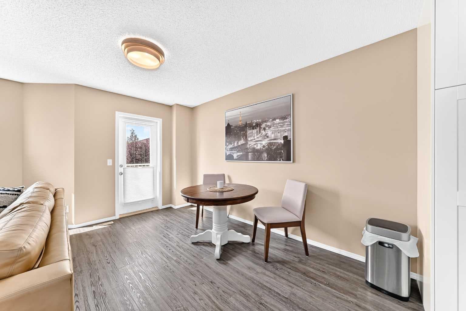 108 Douglas Glen Park SE