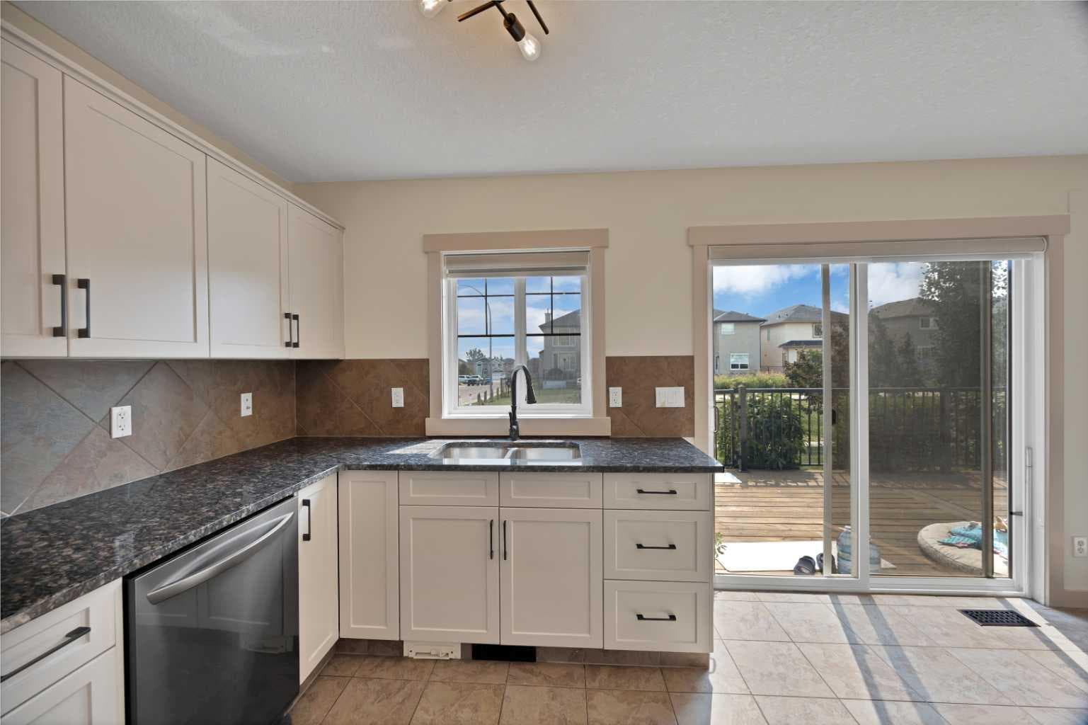 130 Panamount Road NW