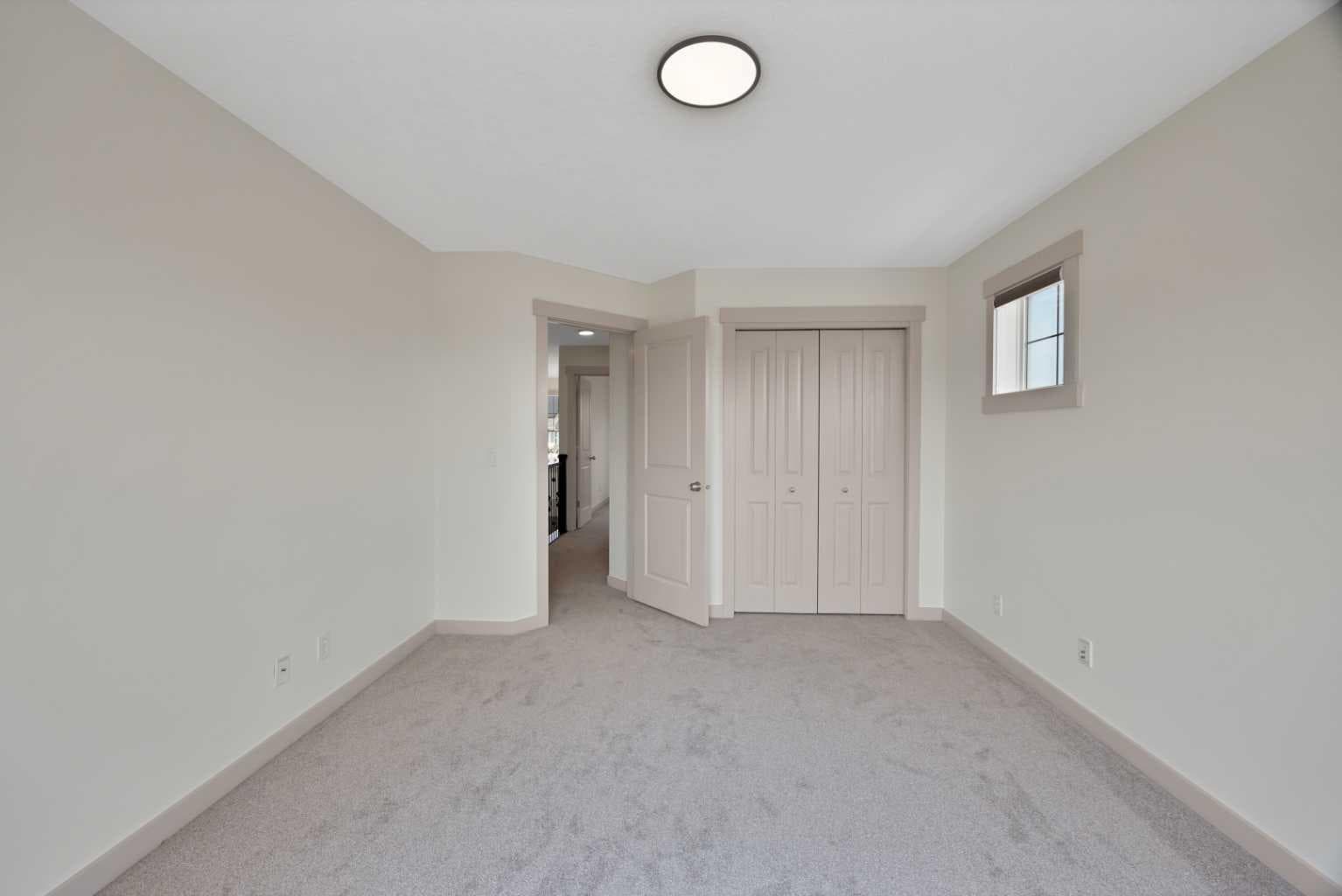 130 Panamount Road NW