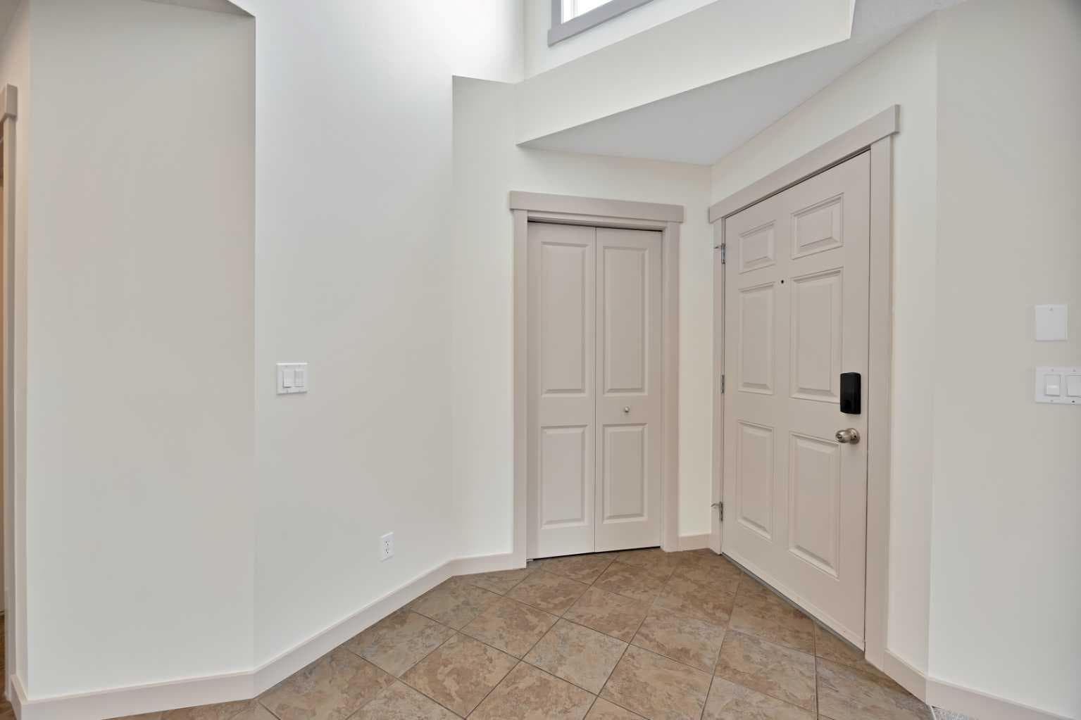 130 Panamount Road NW