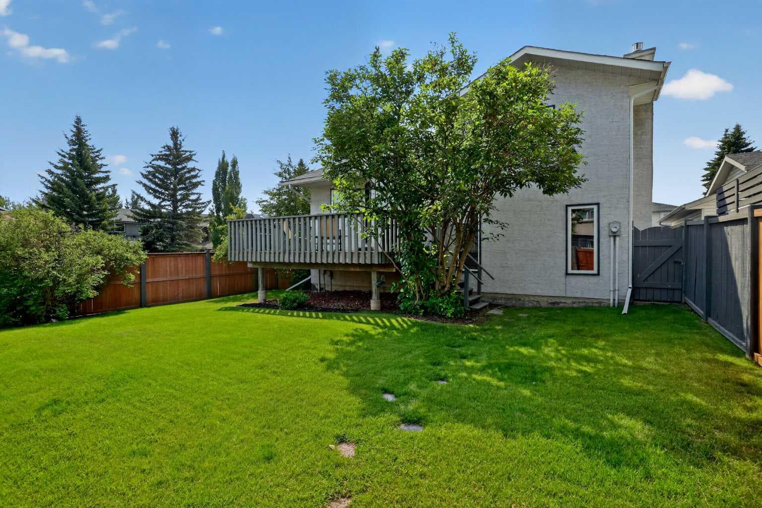105 Riverview Court SE