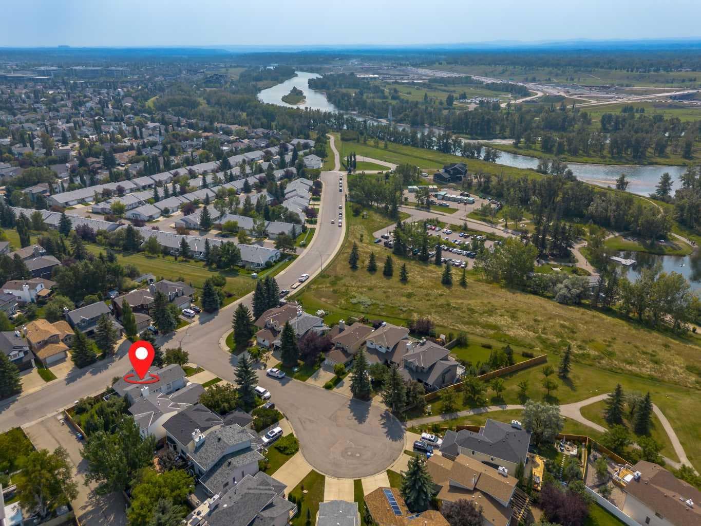 105 Riverview Court SE