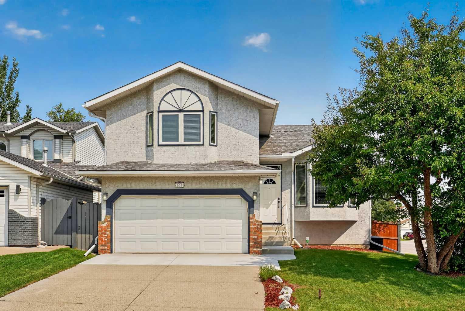 105 Riverview Court SE