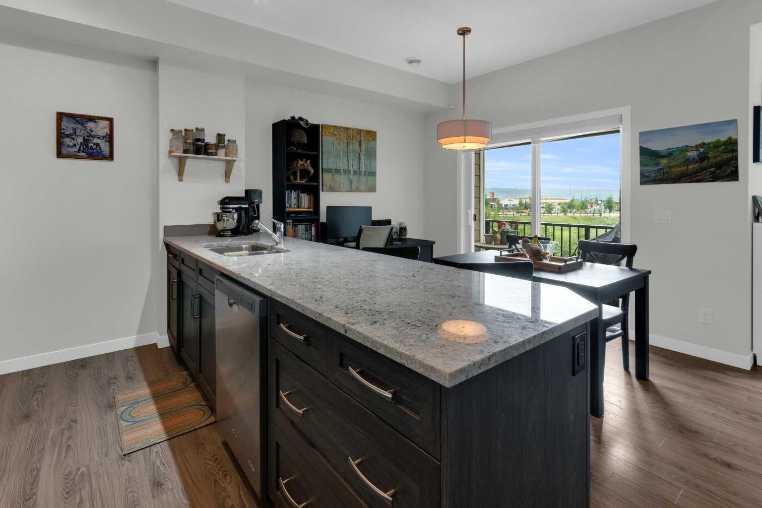 205, 250 Fireside View 