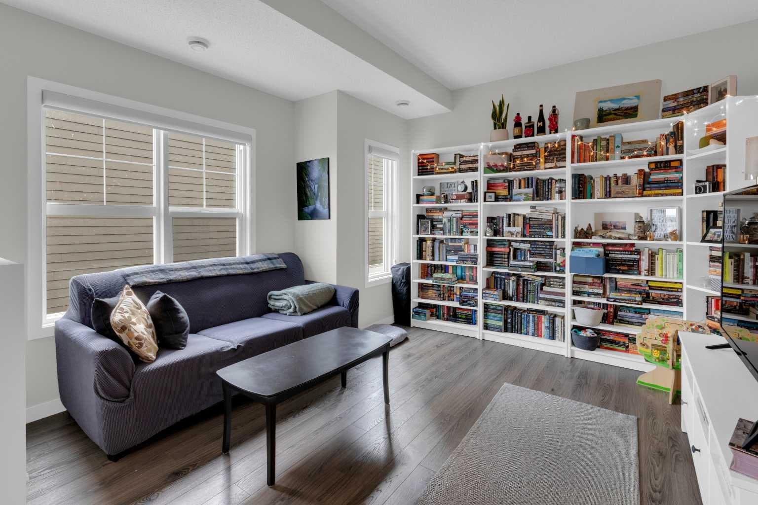 205, 250 Fireside View 