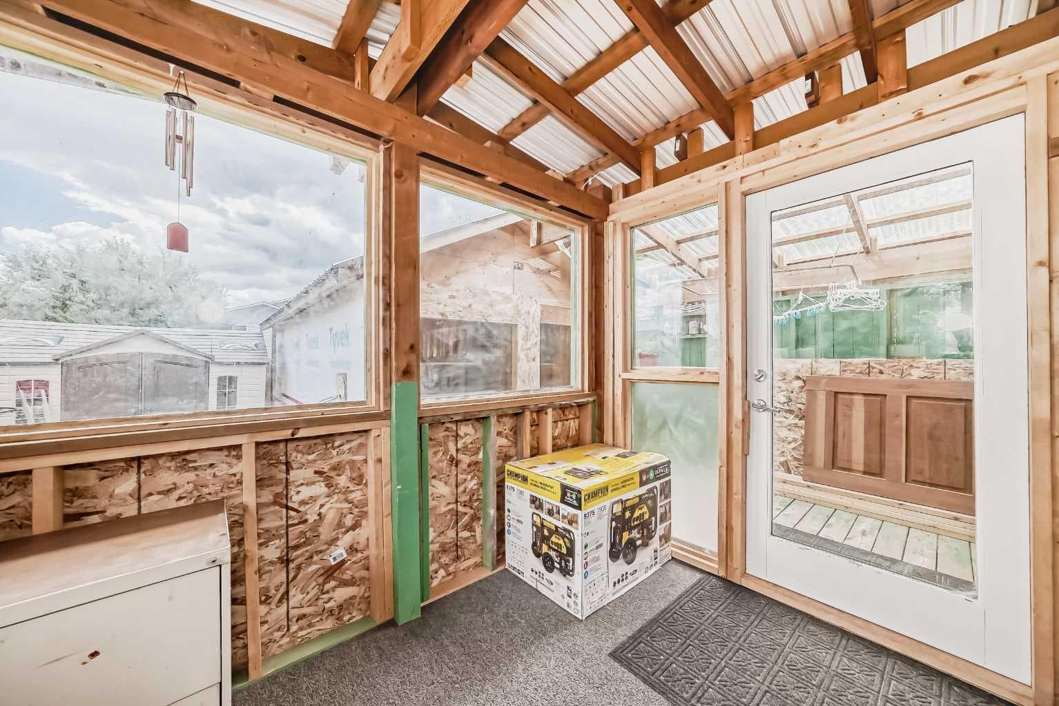 83 Whitworth Way NE