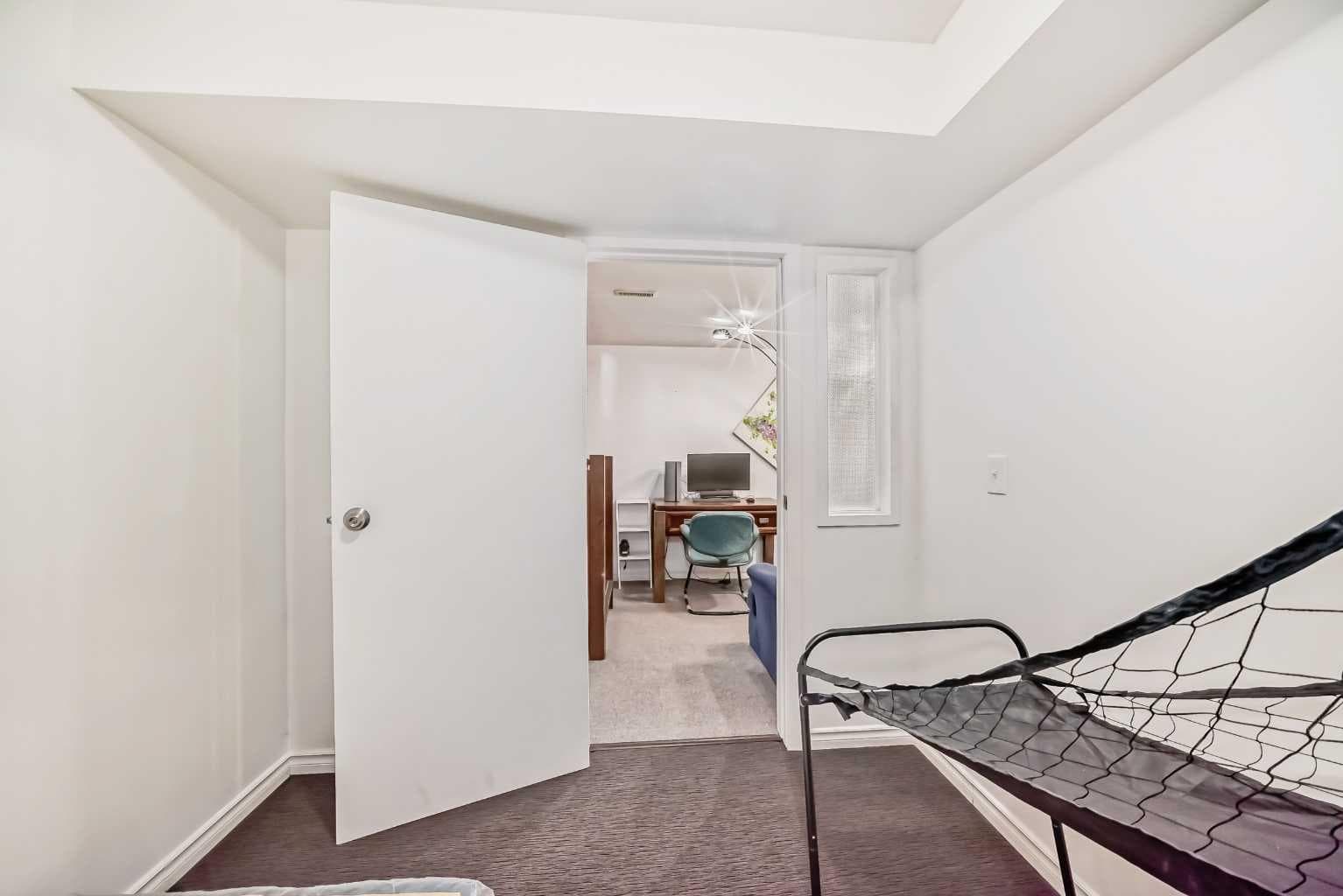 83 Whitworth Way NE