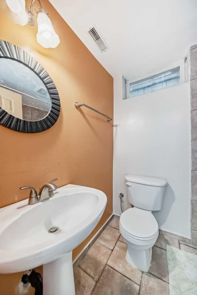 83 Whitworth Way NE