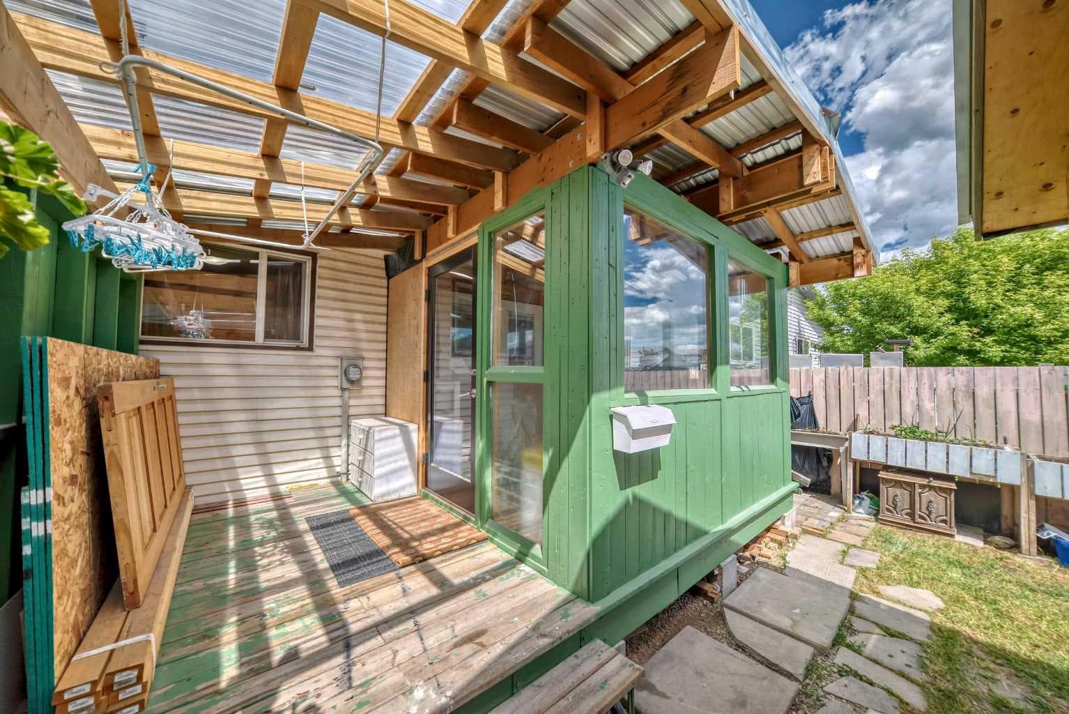 83 Whitworth Way NE