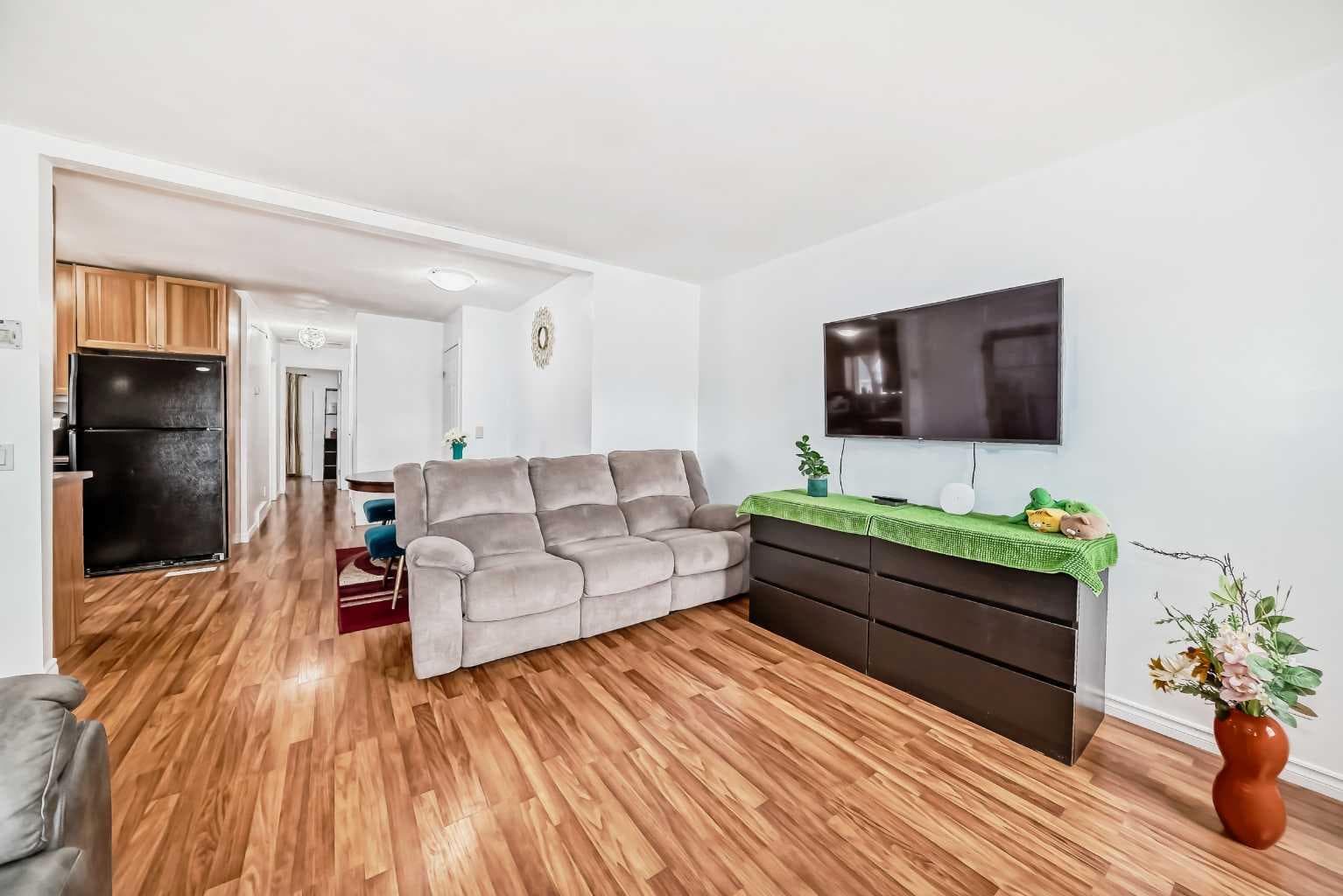 83 Whitworth Way NE
