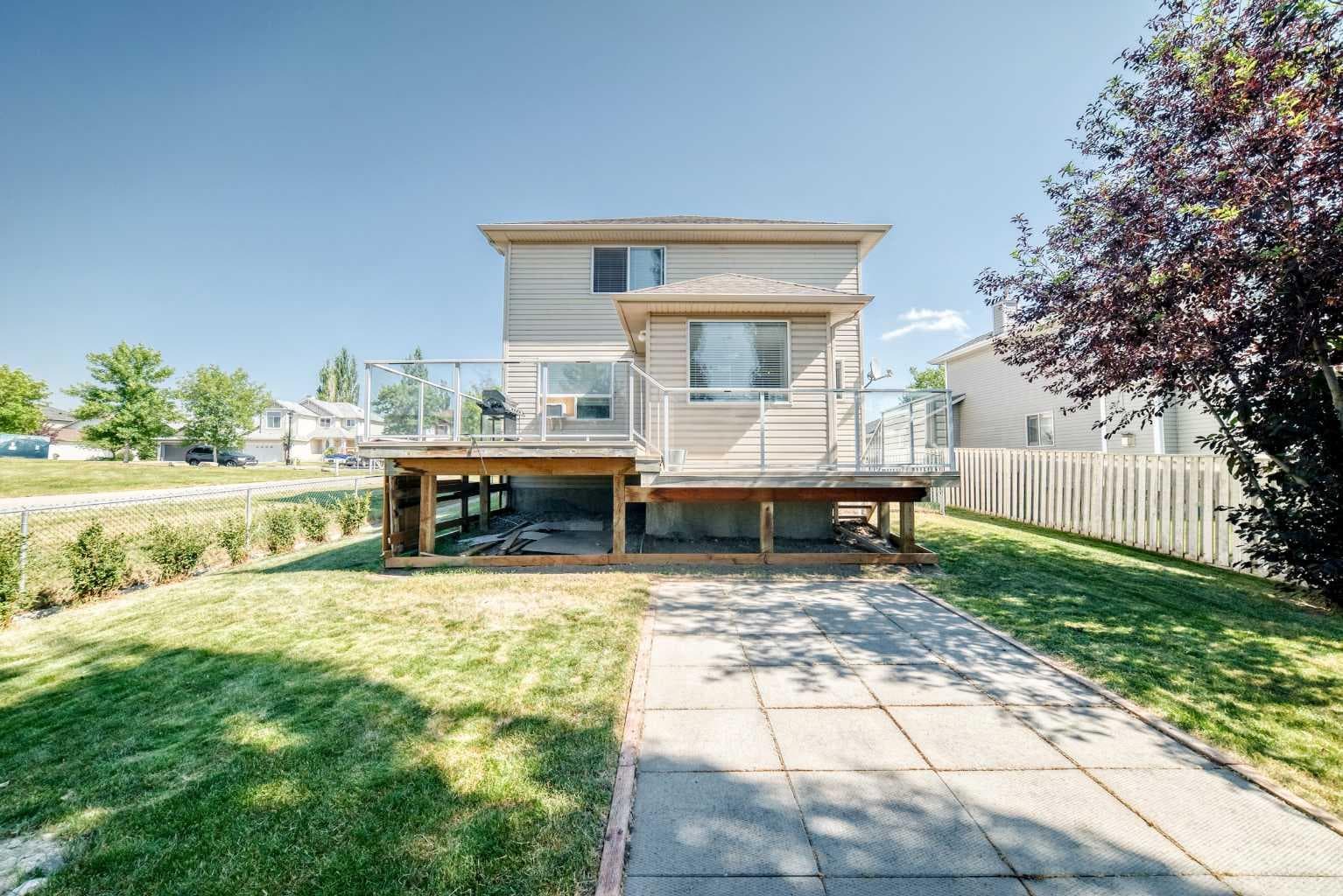 124 WEST LAKEVIEW Drive 