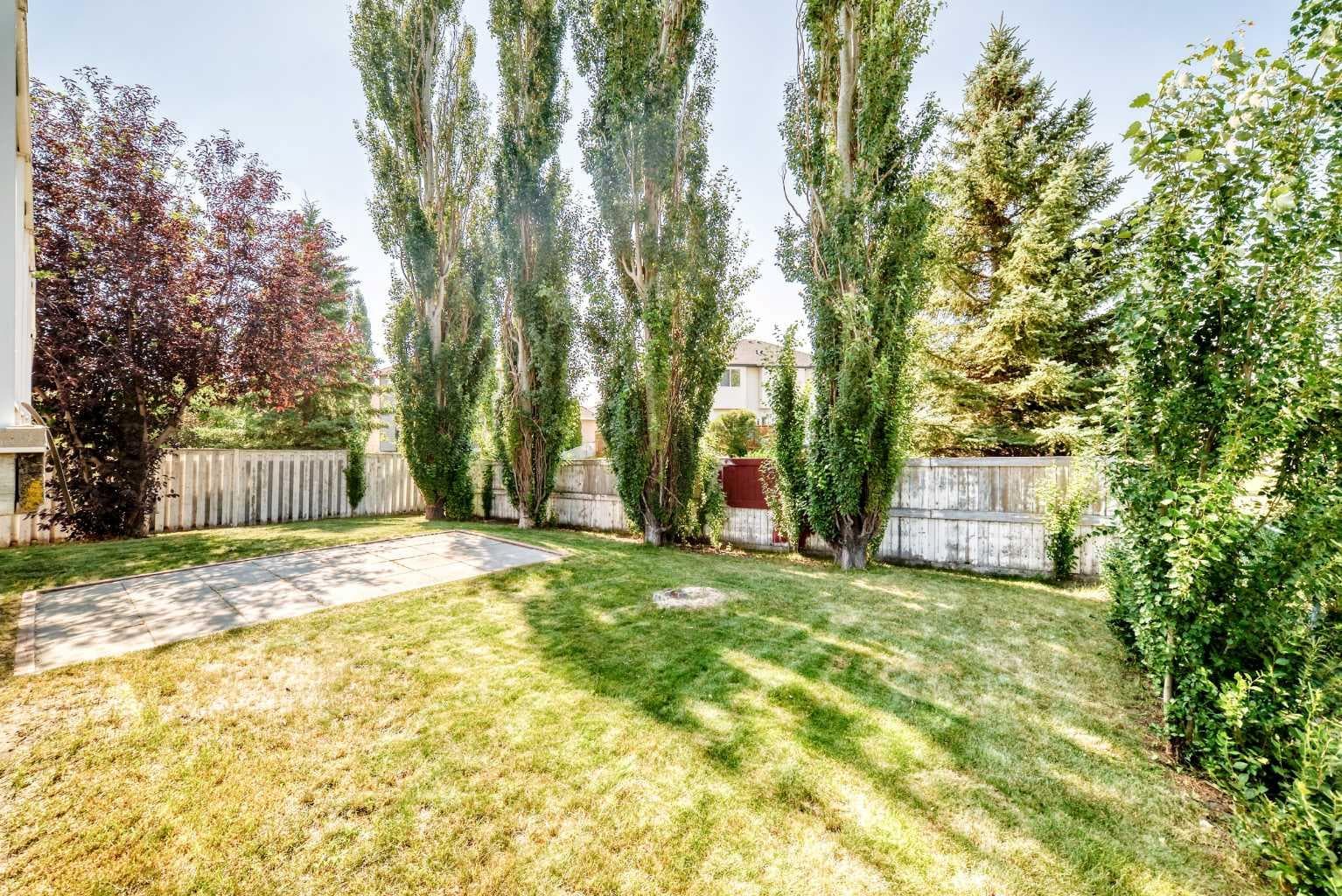 124 WEST LAKEVIEW Drive 