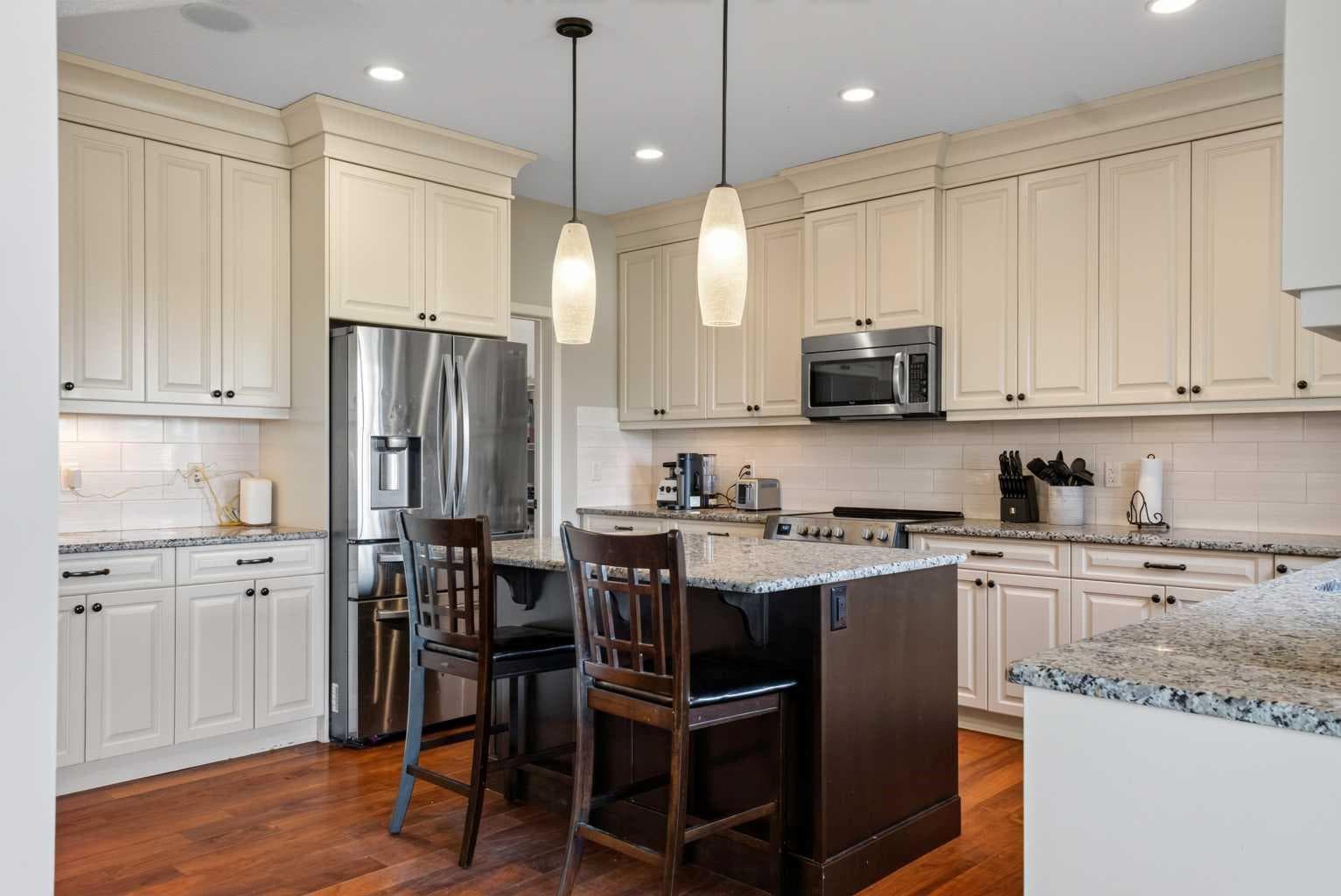 76 AUBURN GLEN Heights SE