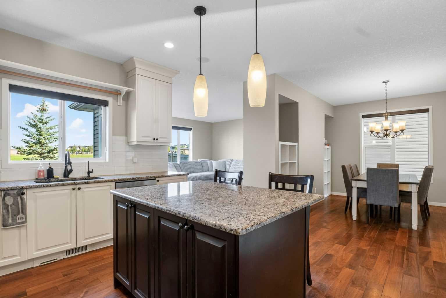 76 AUBURN GLEN Heights SE
