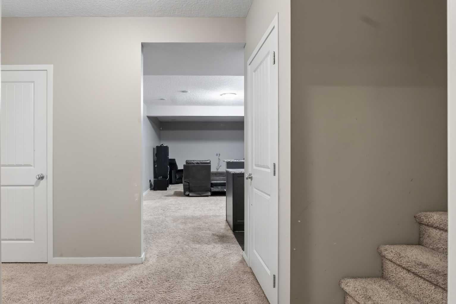 76 AUBURN GLEN Heights SE