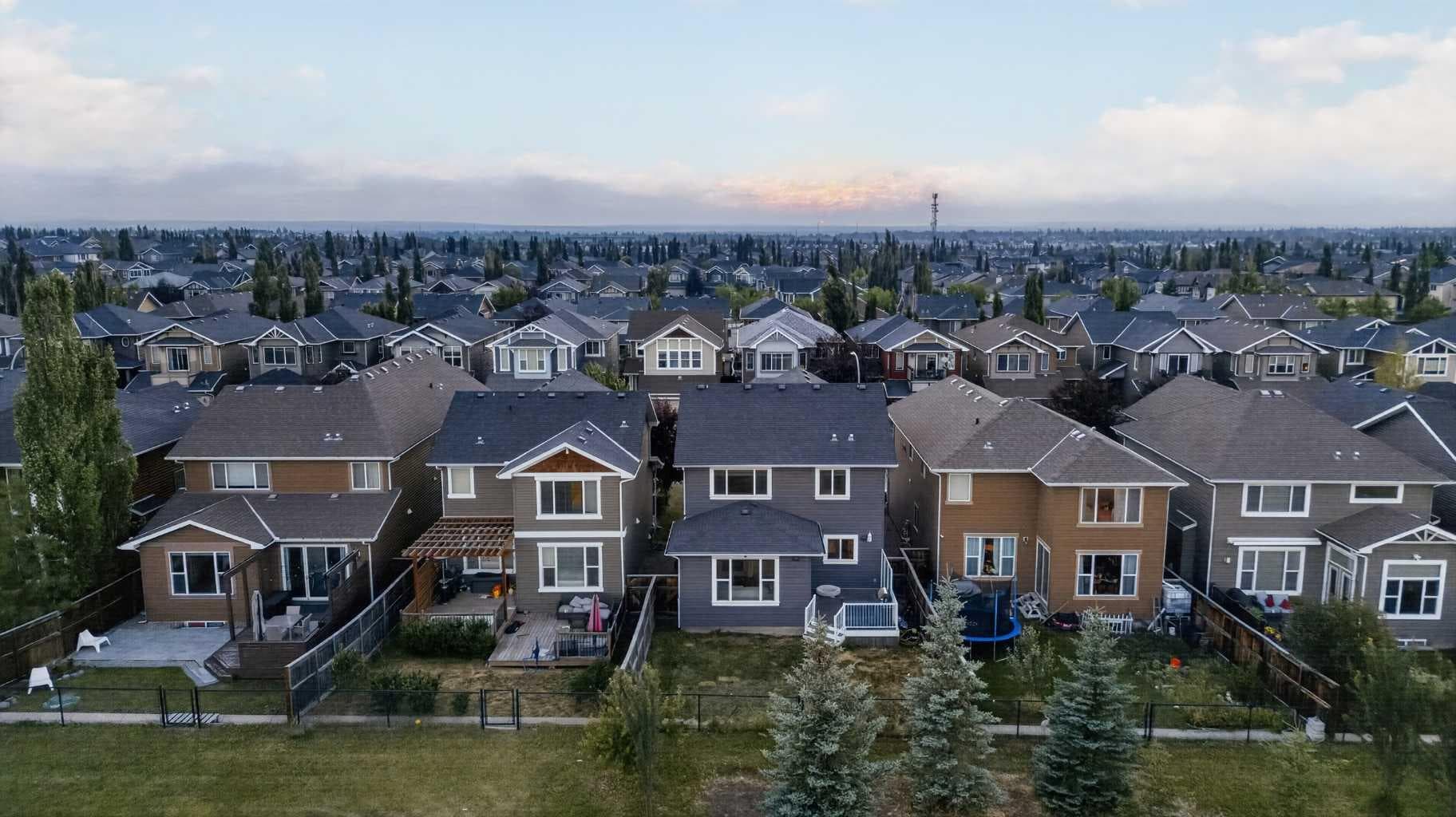 76 AUBURN GLEN Heights SE
