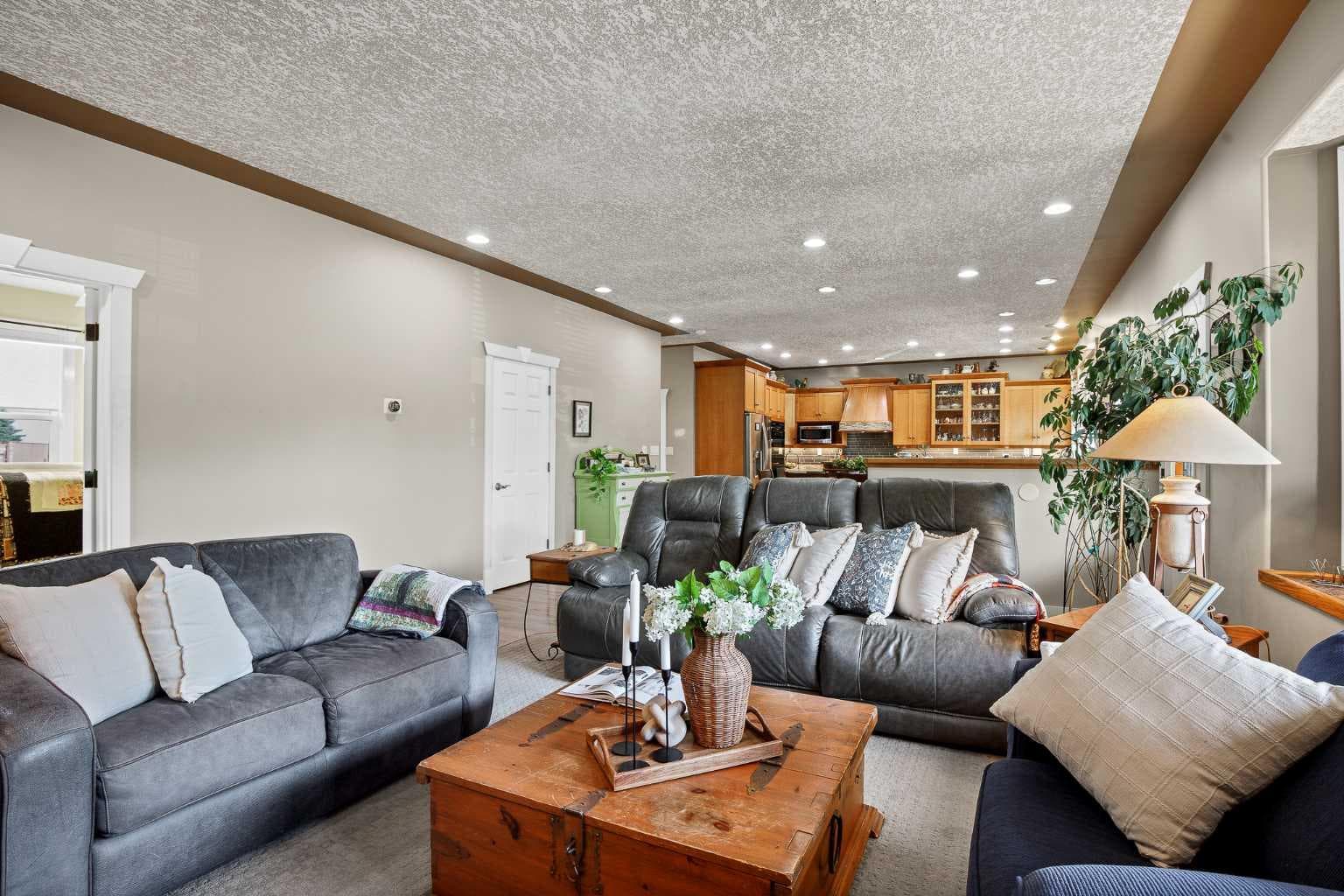 280166 TWP RD 240  