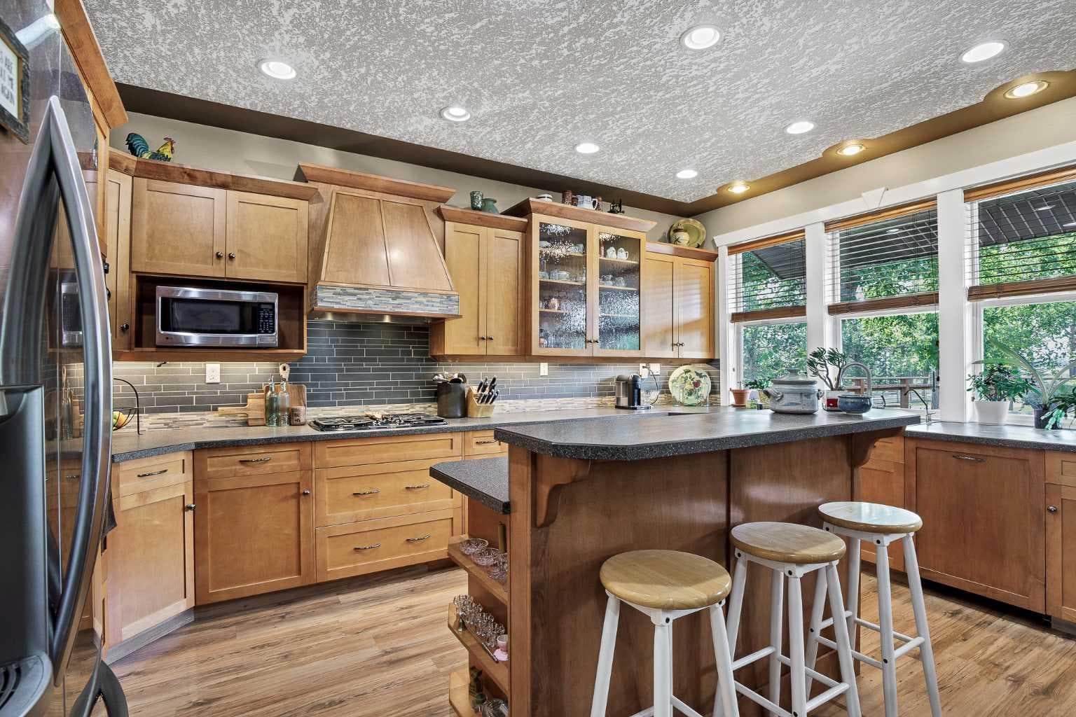280166 TWP RD 240  