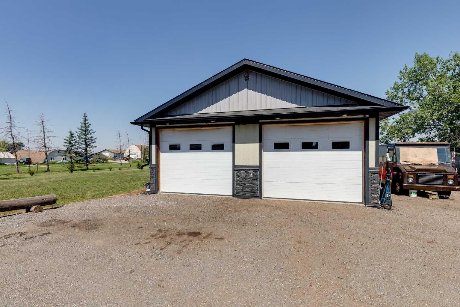 280166 TWP RD 240  