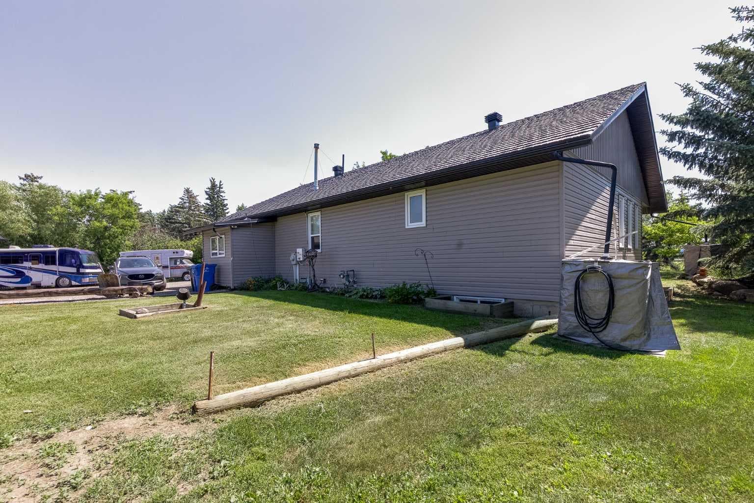 280166 TWP RD 240  