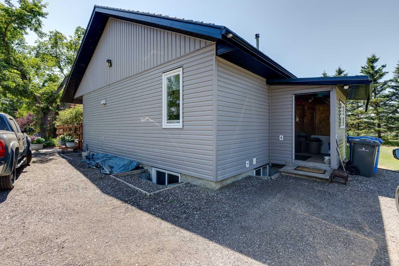 280166 TWP RD 240  