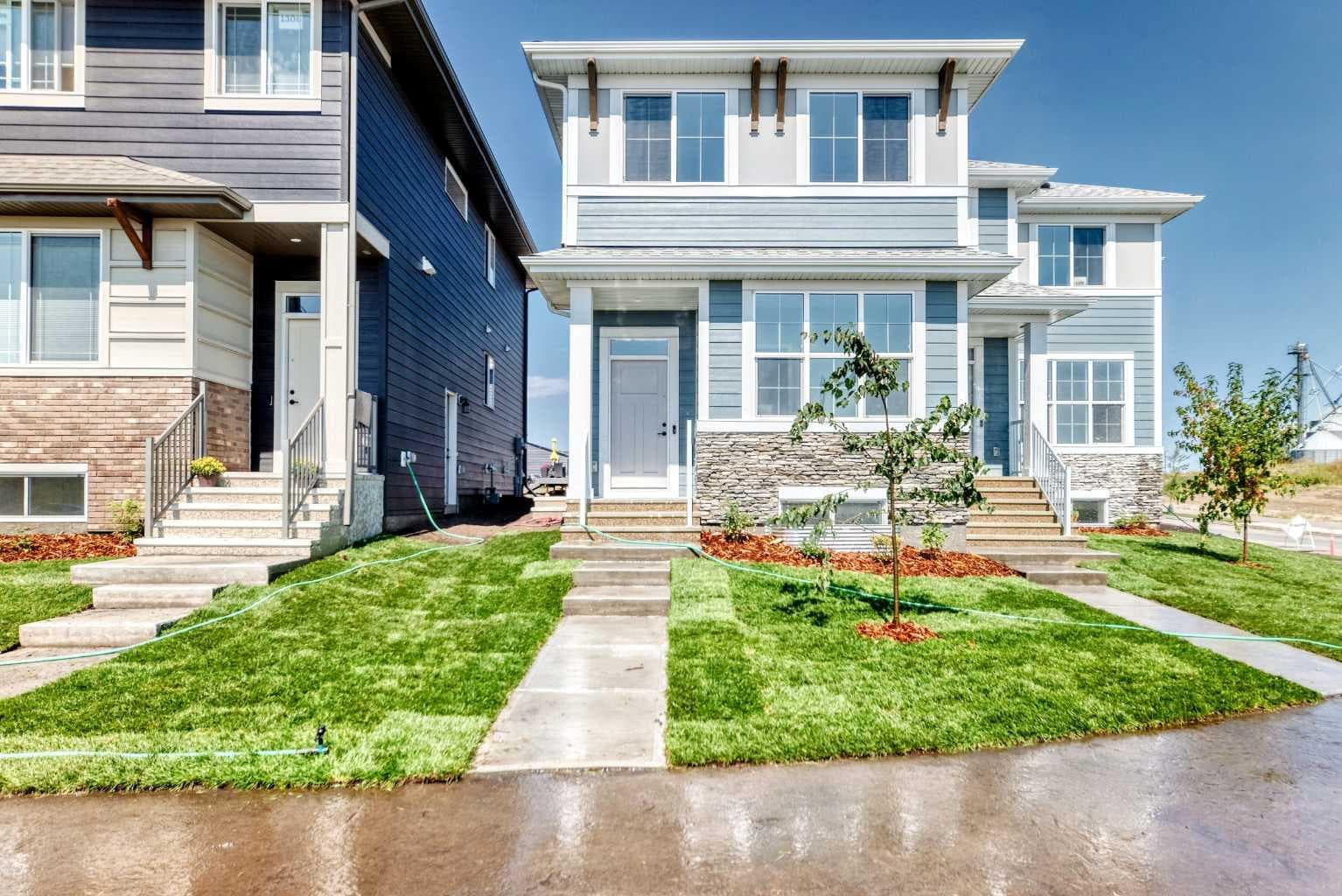 1304 Mahogany Boulevard SE