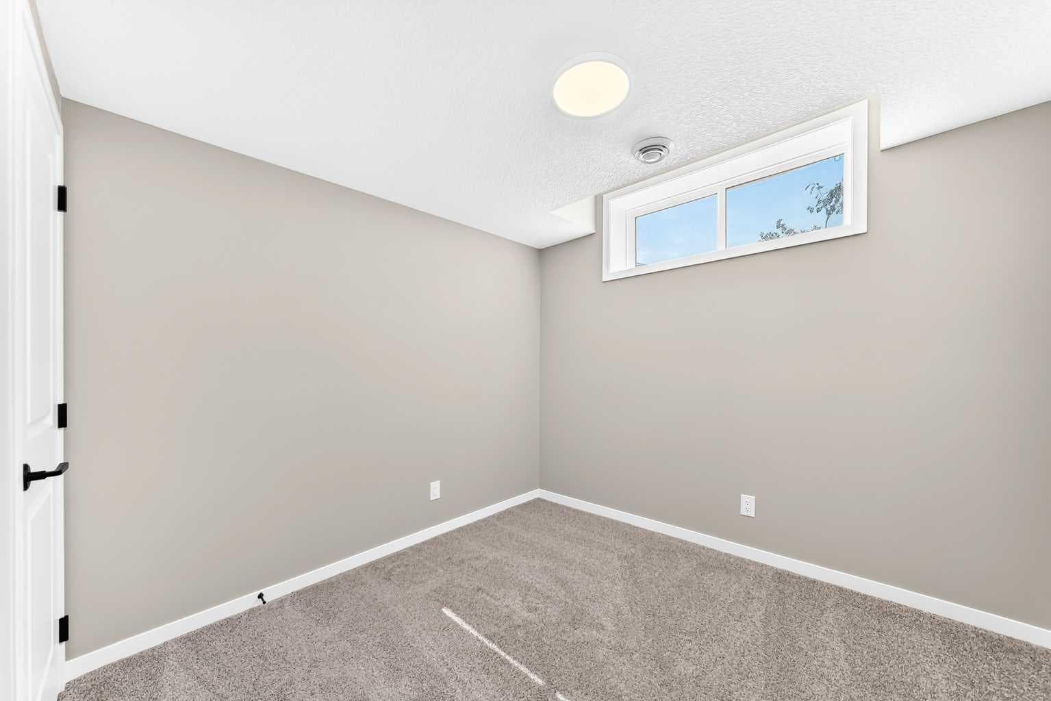 1304 Mahogany Boulevard SE