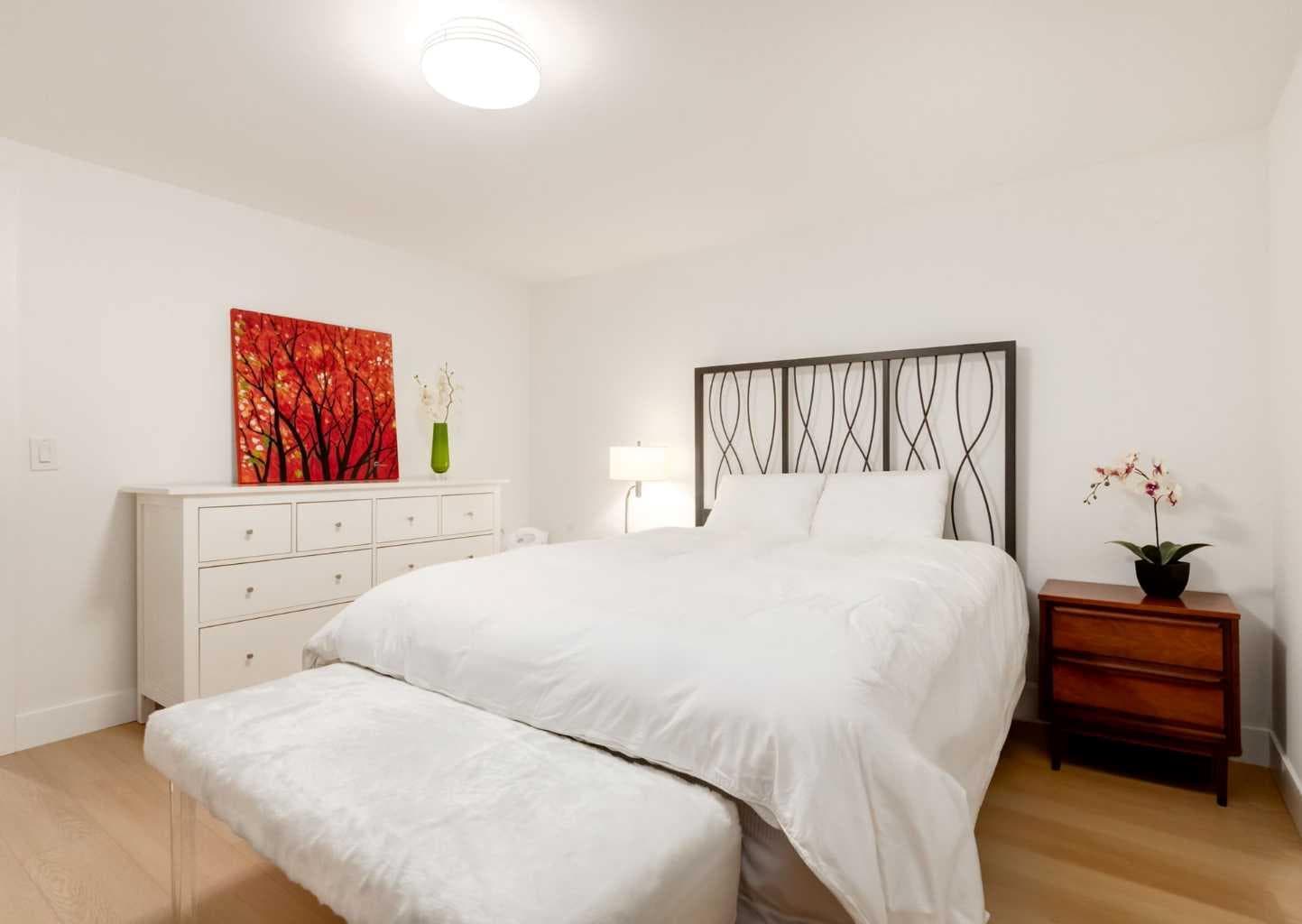 20 Gainsborough Drive SW