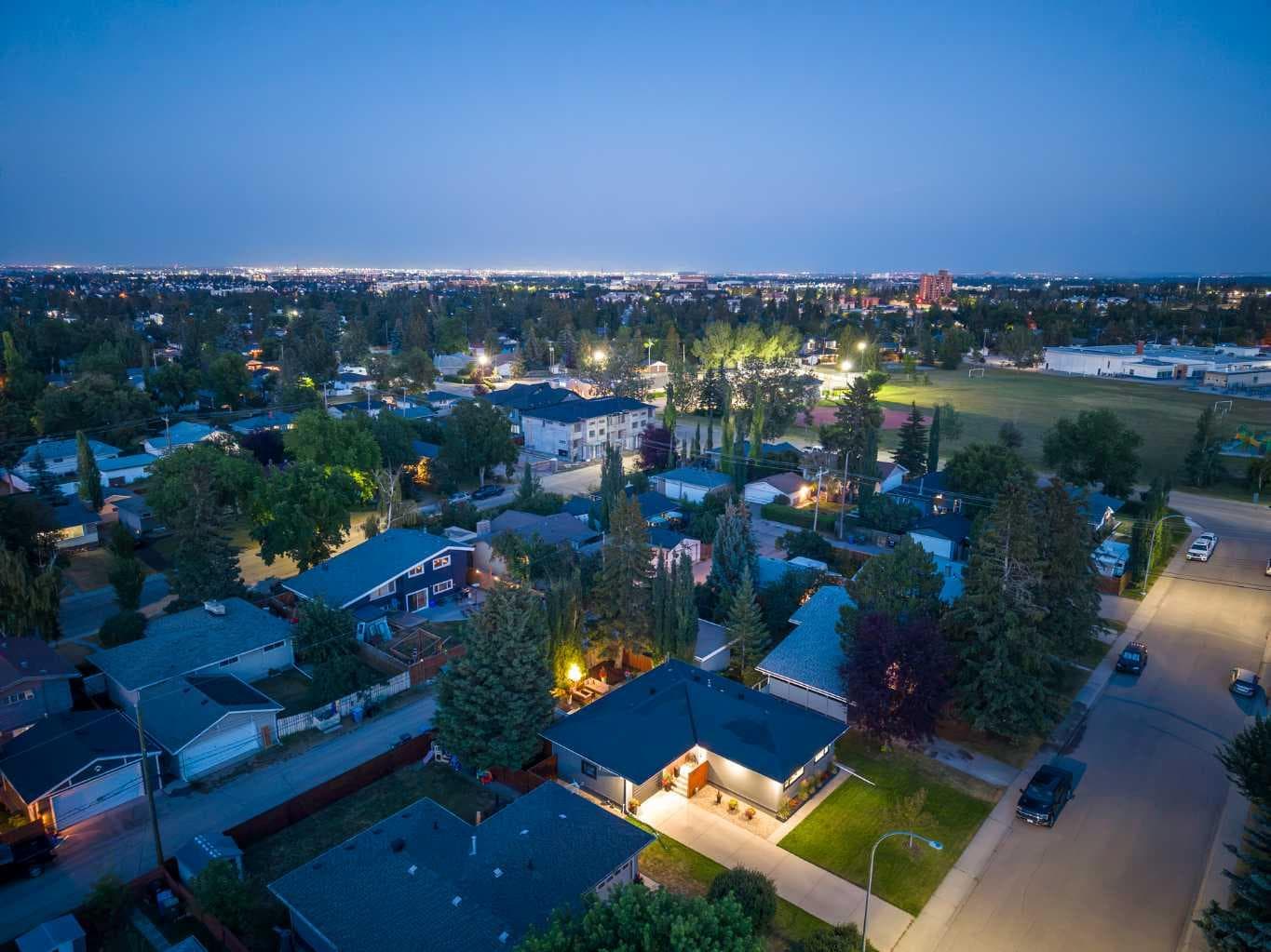 20 Gainsborough Drive SW
