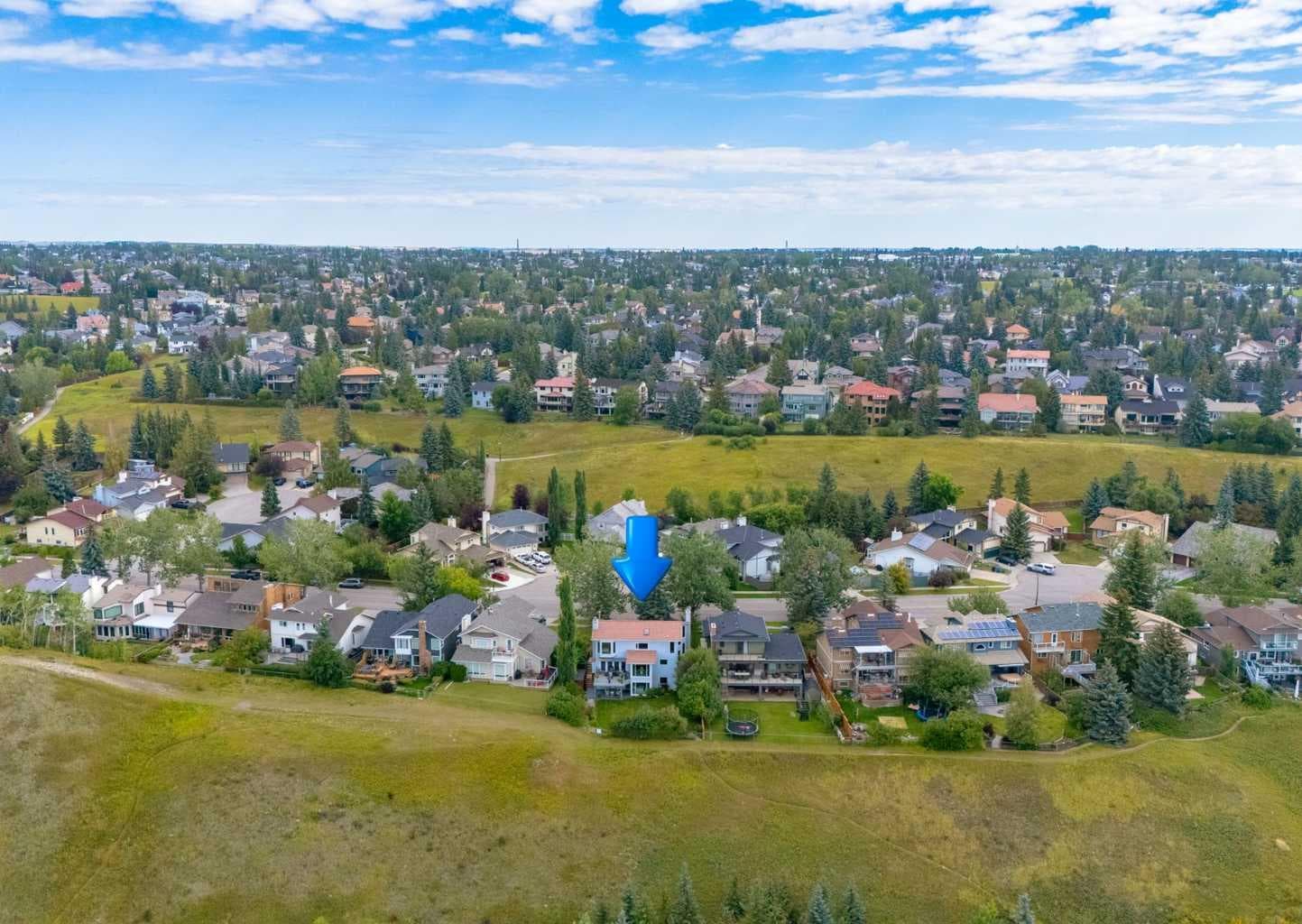 111 Hawksbrow Drive NW