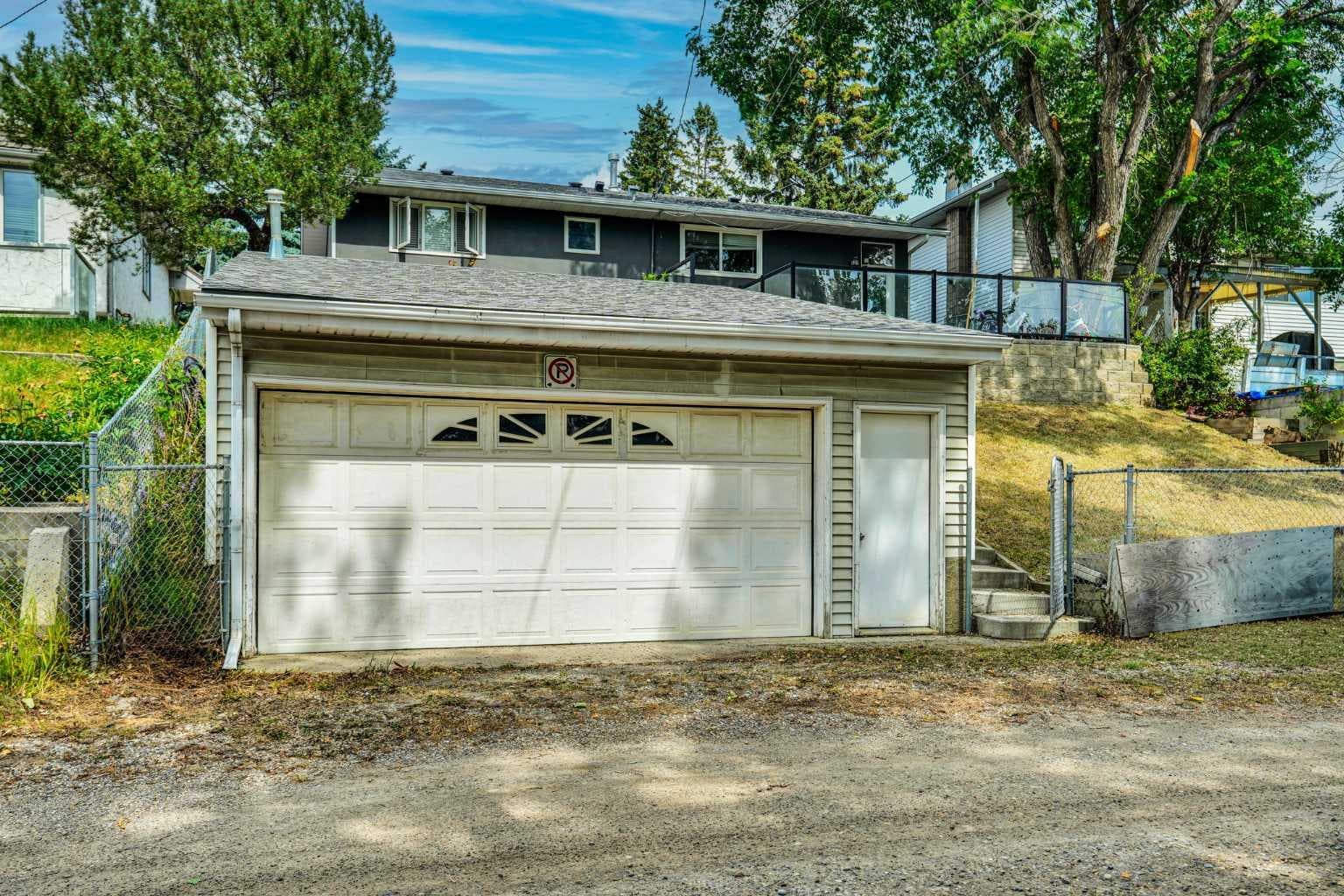 5748 Dalmead Crescent NW
