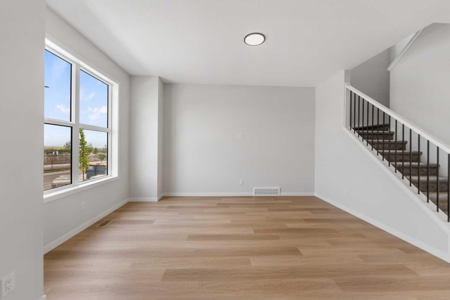 247 Lucas Gate NW