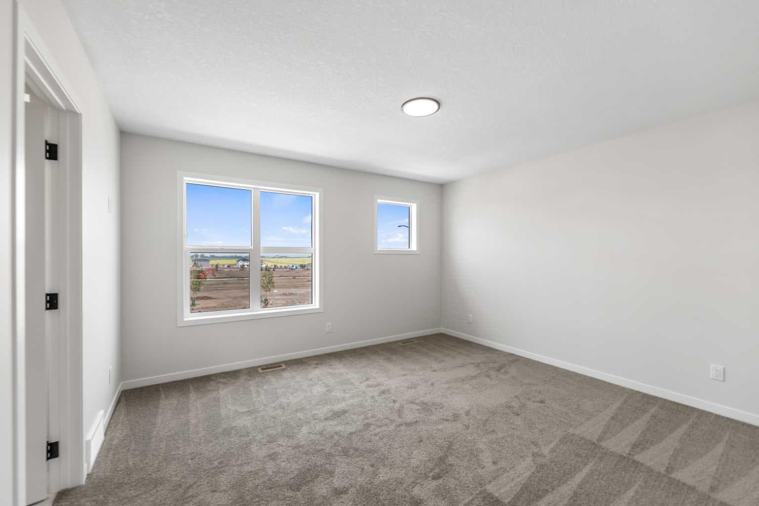247 Lucas Gate NW