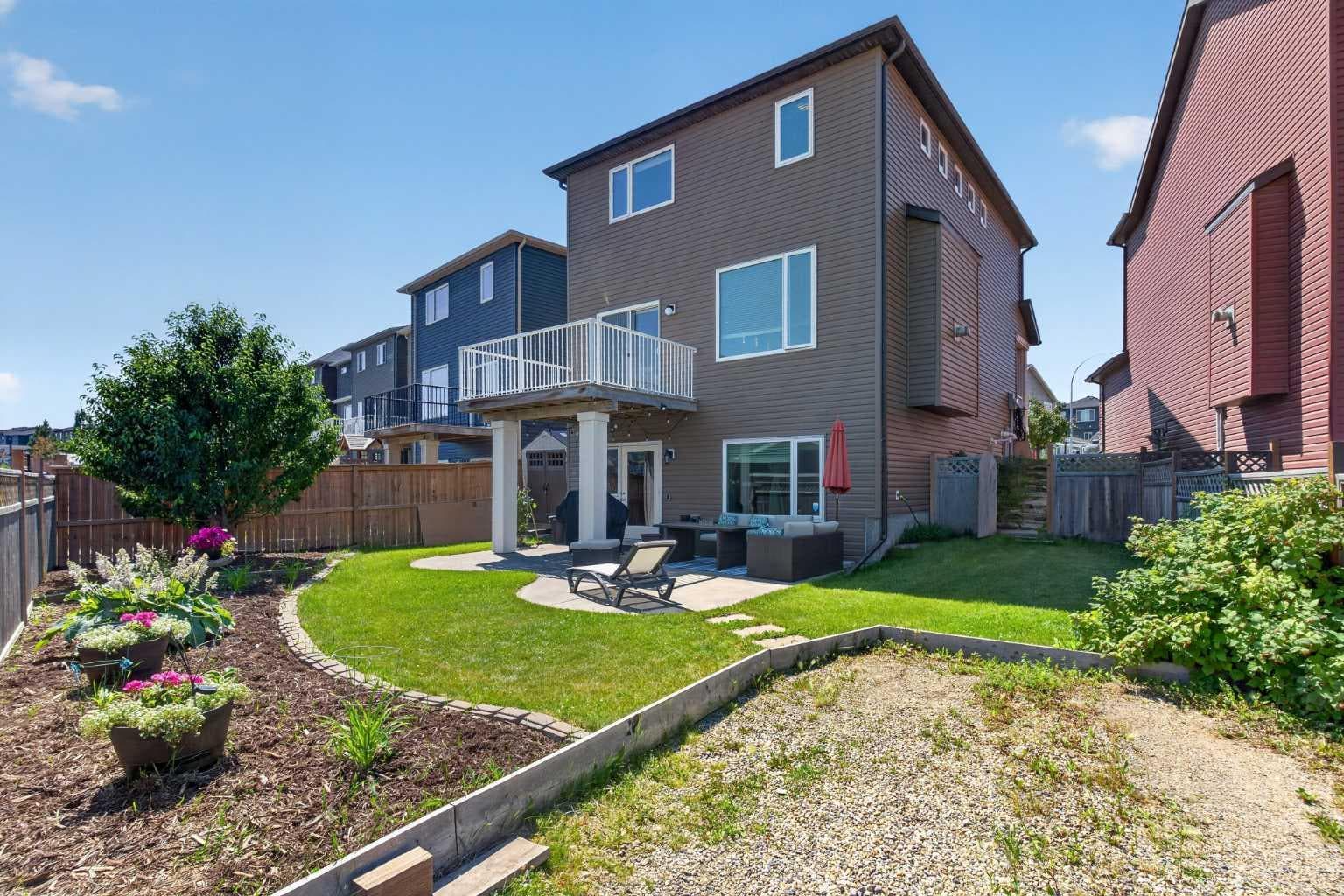 47 Evanscrest Way NW