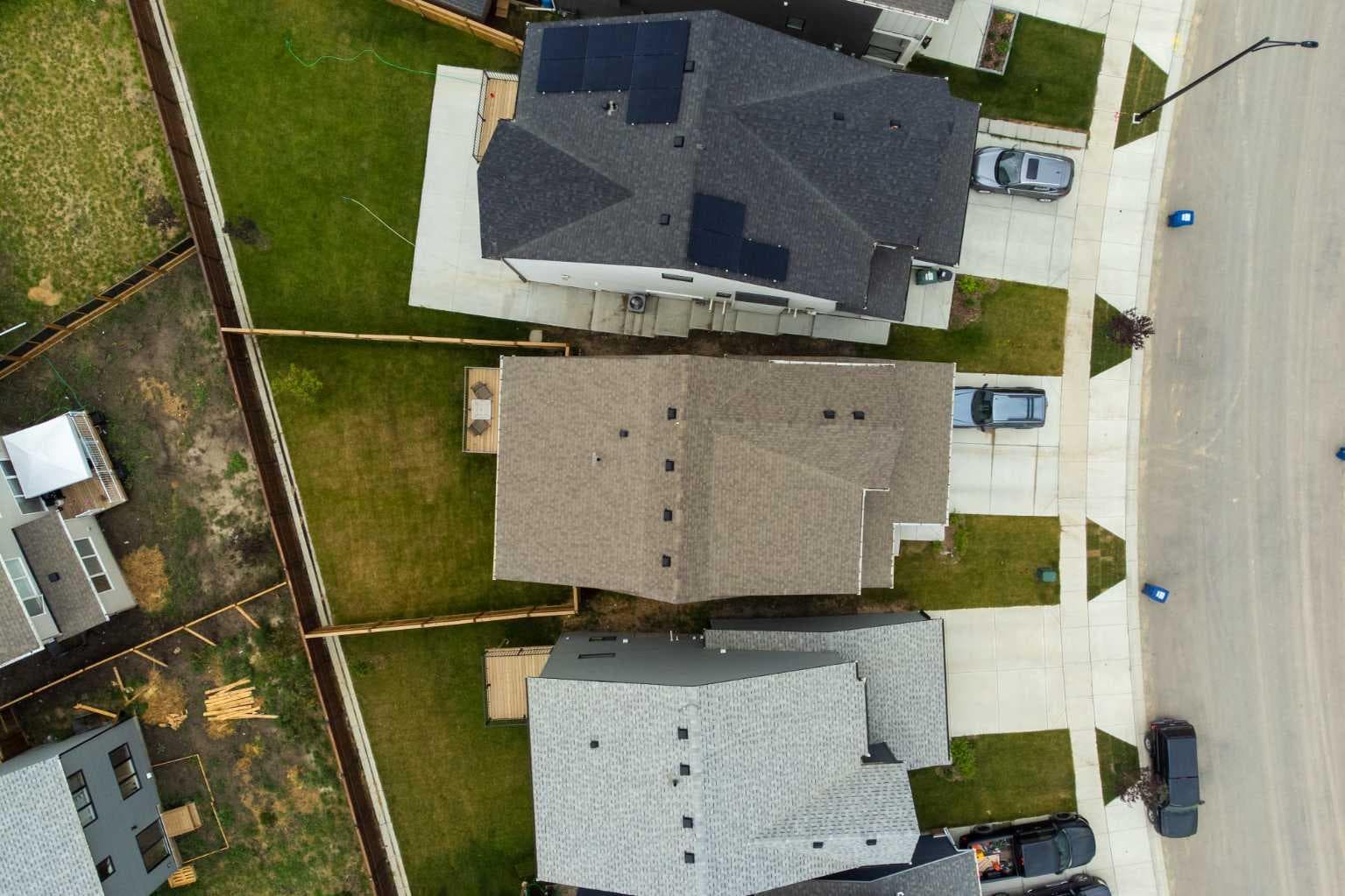 341 Baneberry Way SW