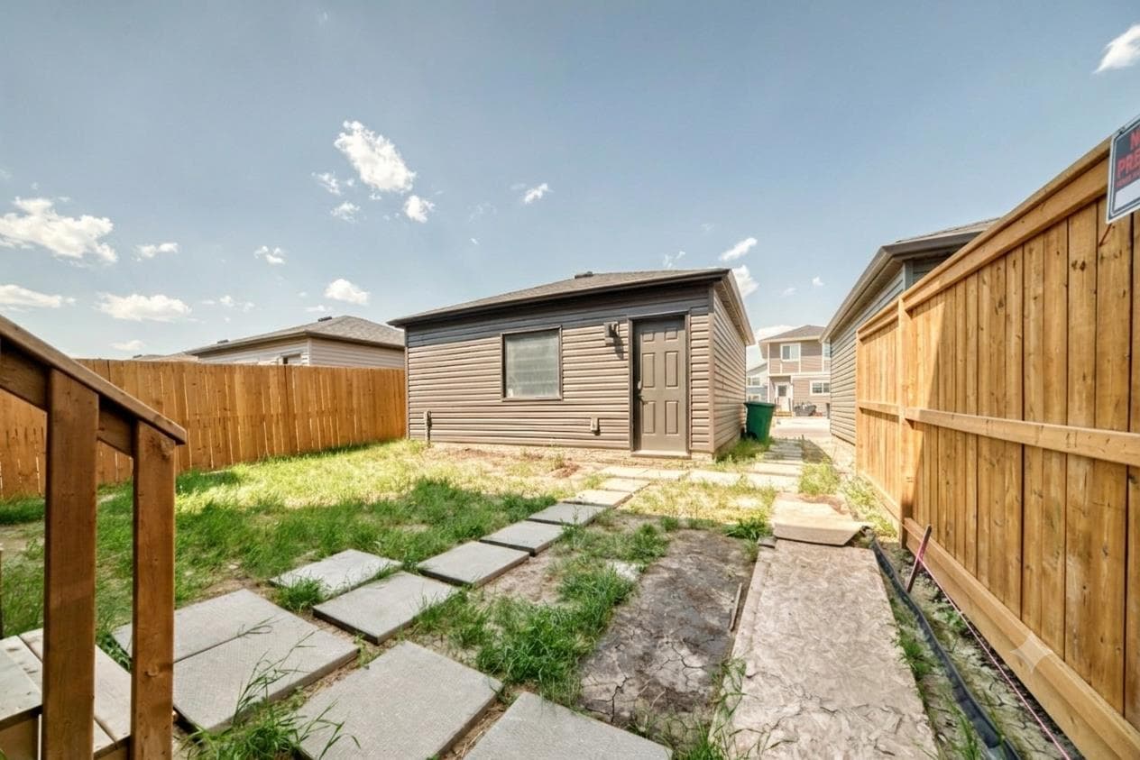 856 Midtown Drive SW