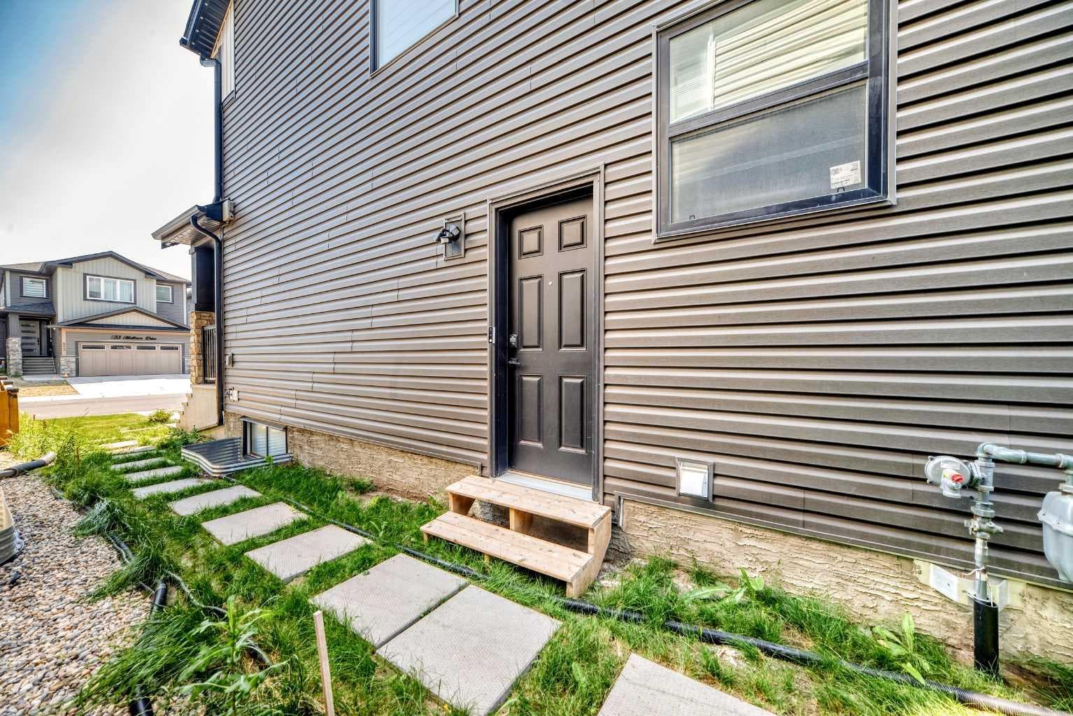 856 Midtown Drive SW