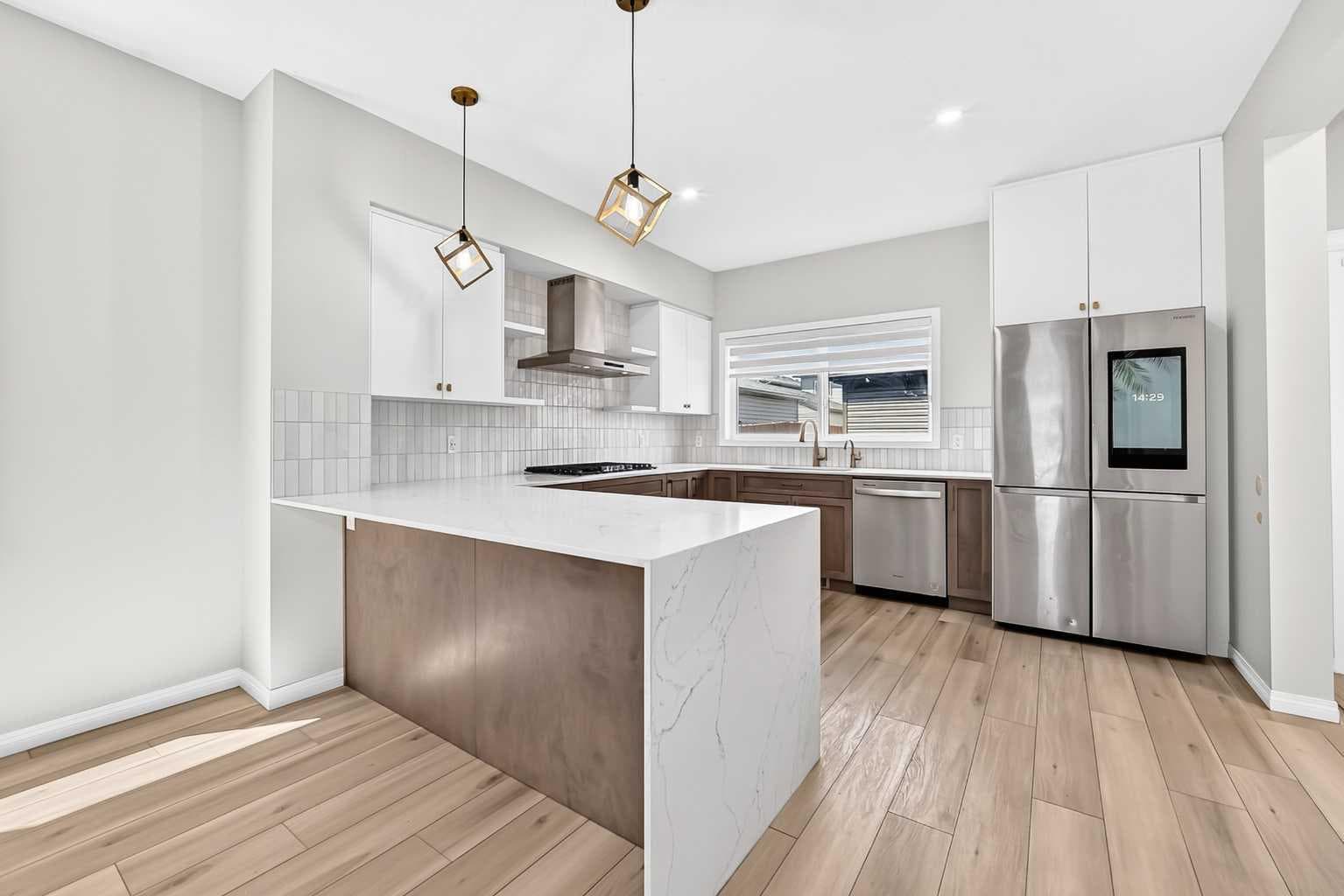 856 Midtown Drive SW