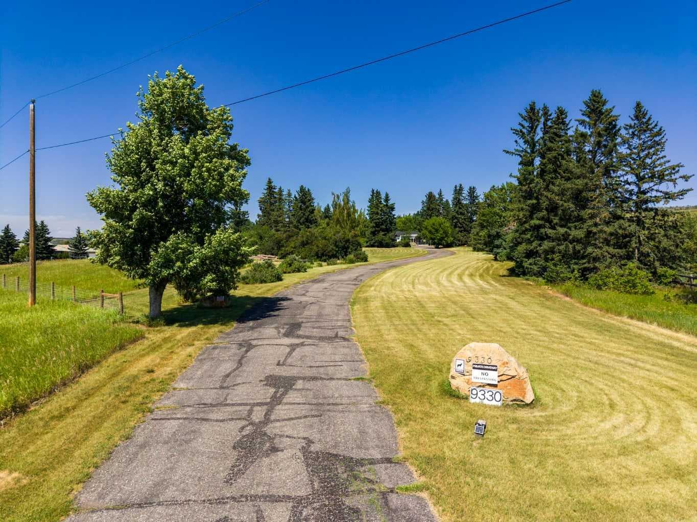 187 Slopeview Drive SW