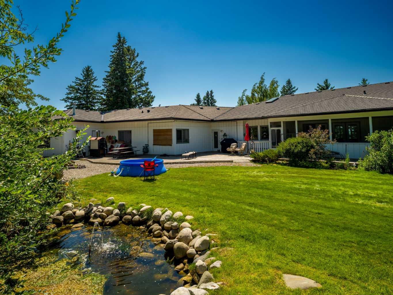 187 Slopeview Drive SW