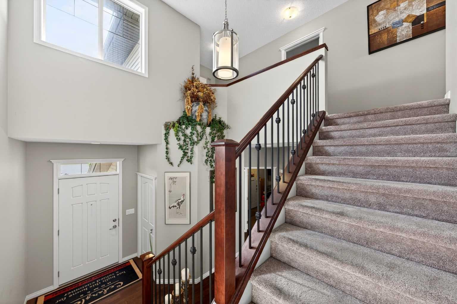 27 Panatella Row NW