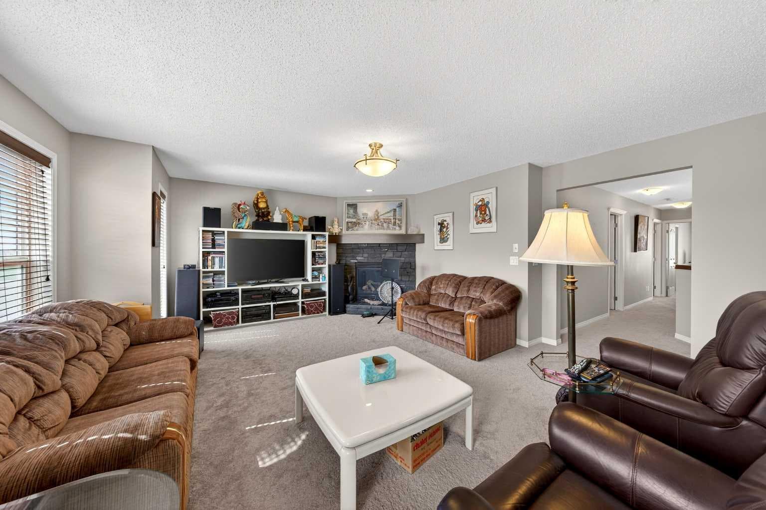 27 Panatella Row NW