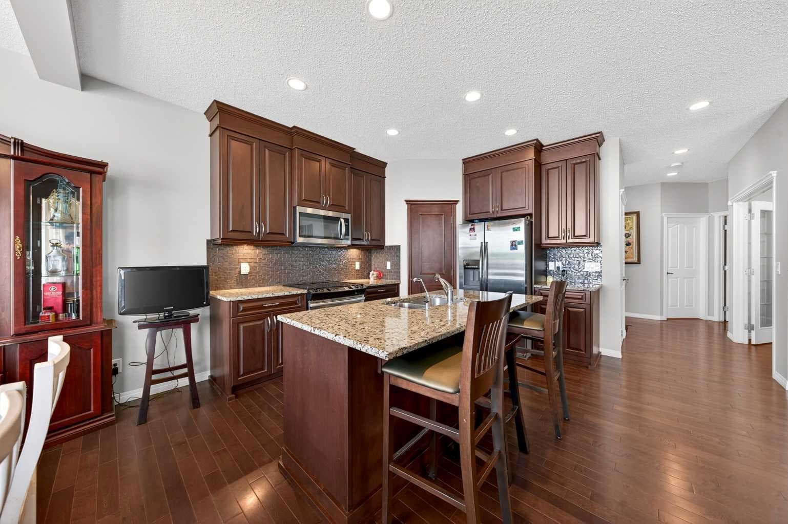 27 Panatella Row NW