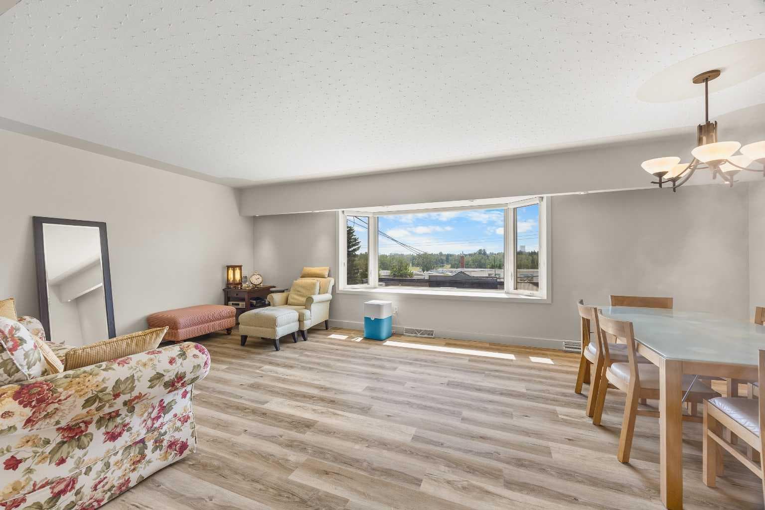 35 Collingwood Place NW