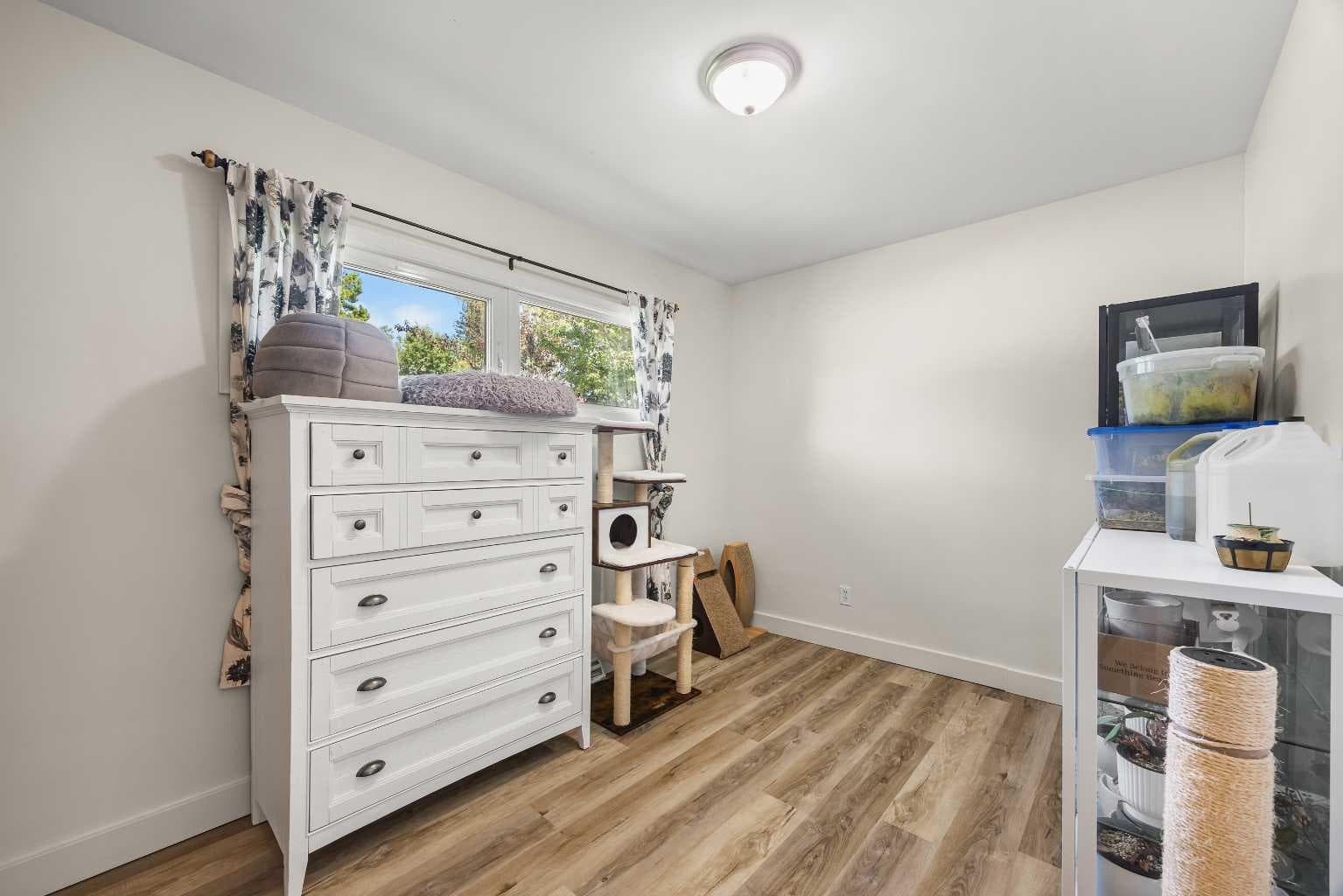 35 Collingwood Place NW