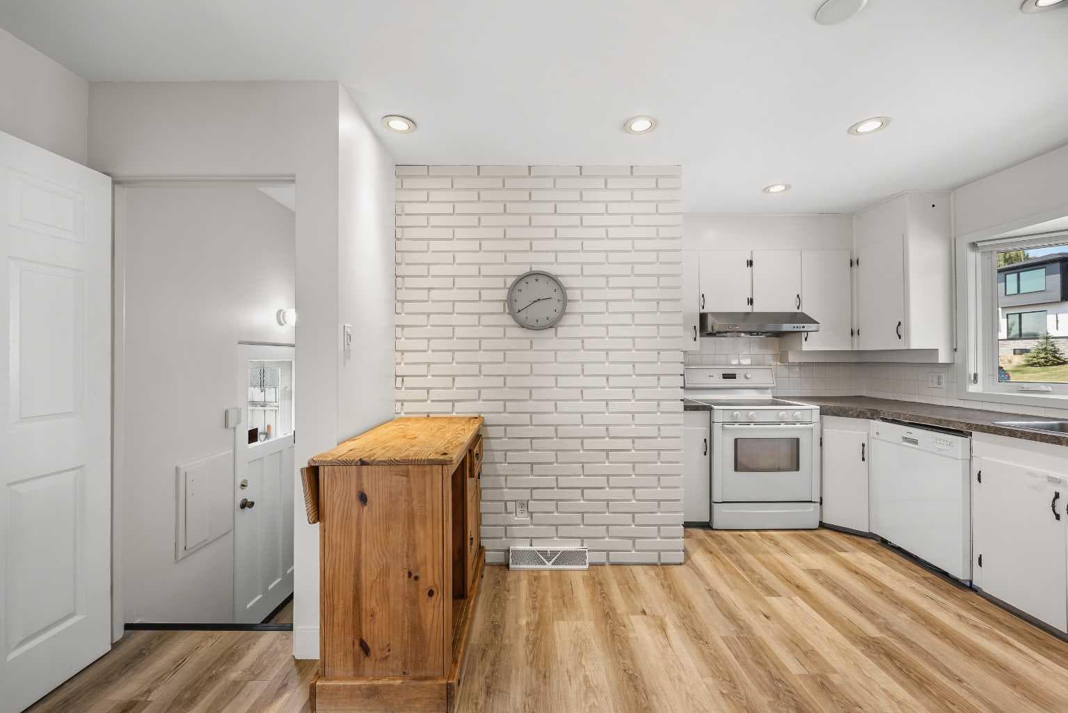 35 Collingwood Place NW