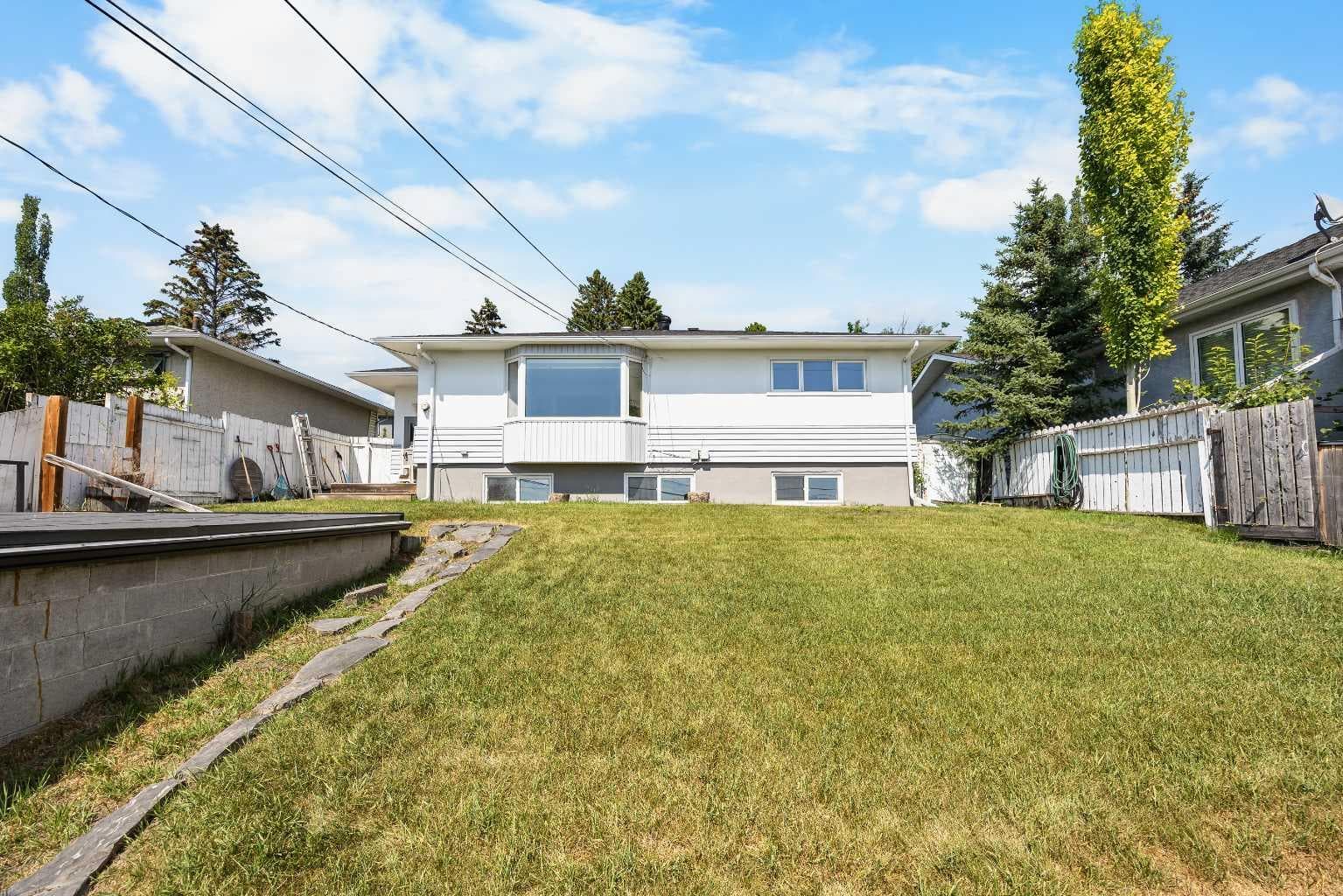 35 Collingwood Place NW
