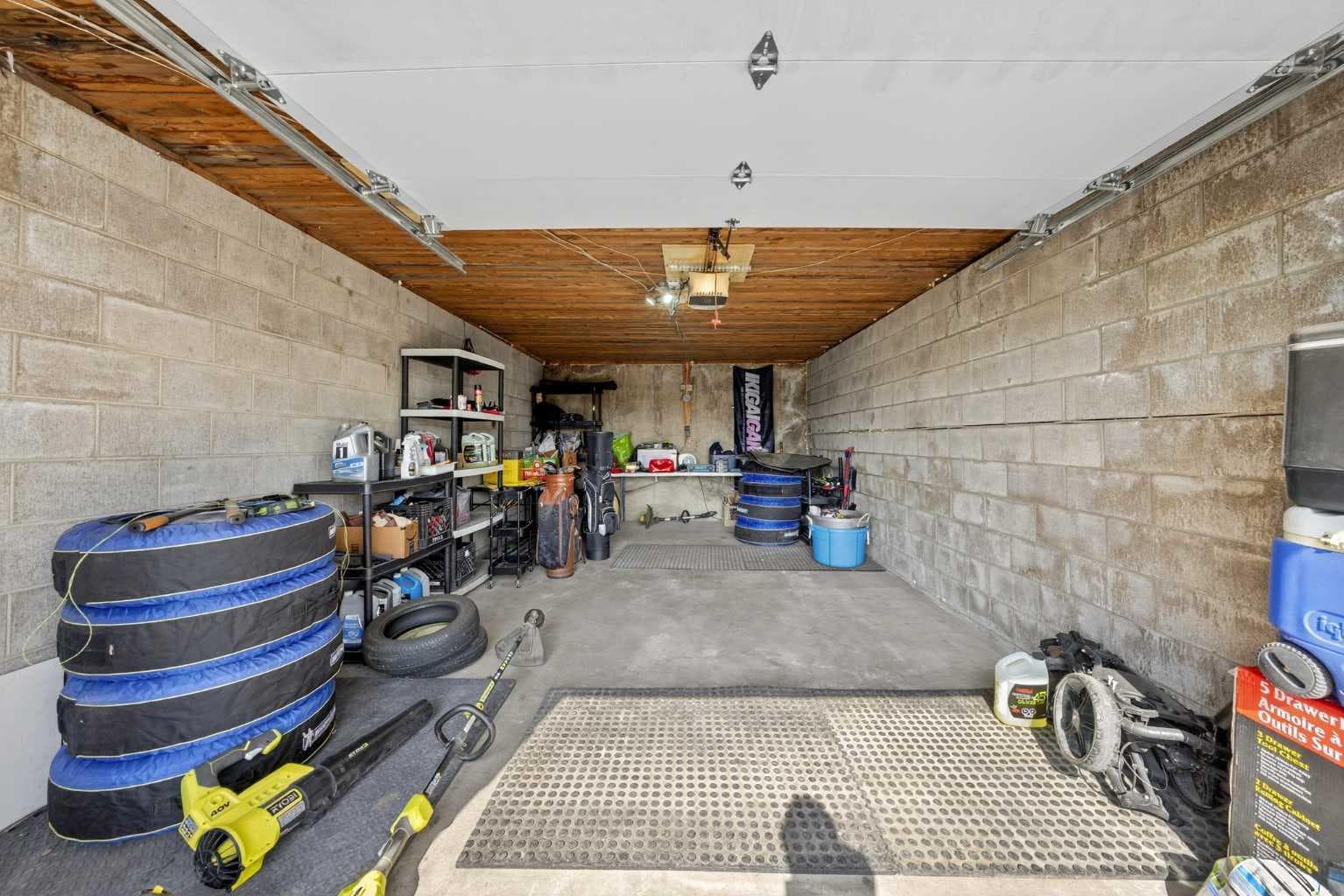 35 Collingwood Place NW