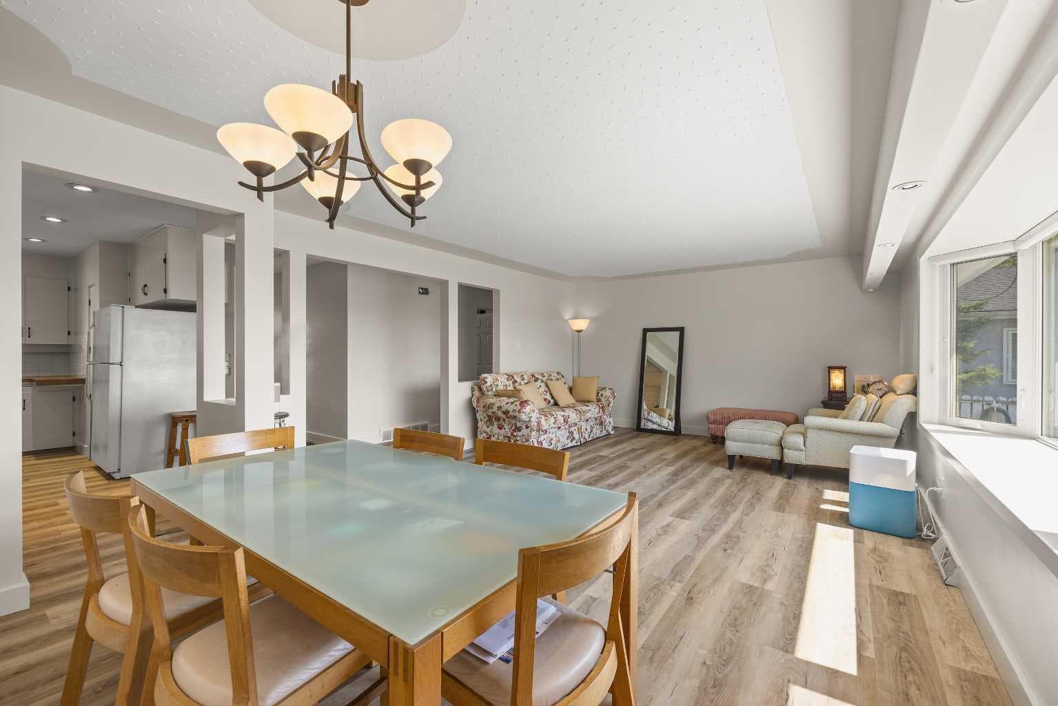 35 Collingwood Place NW